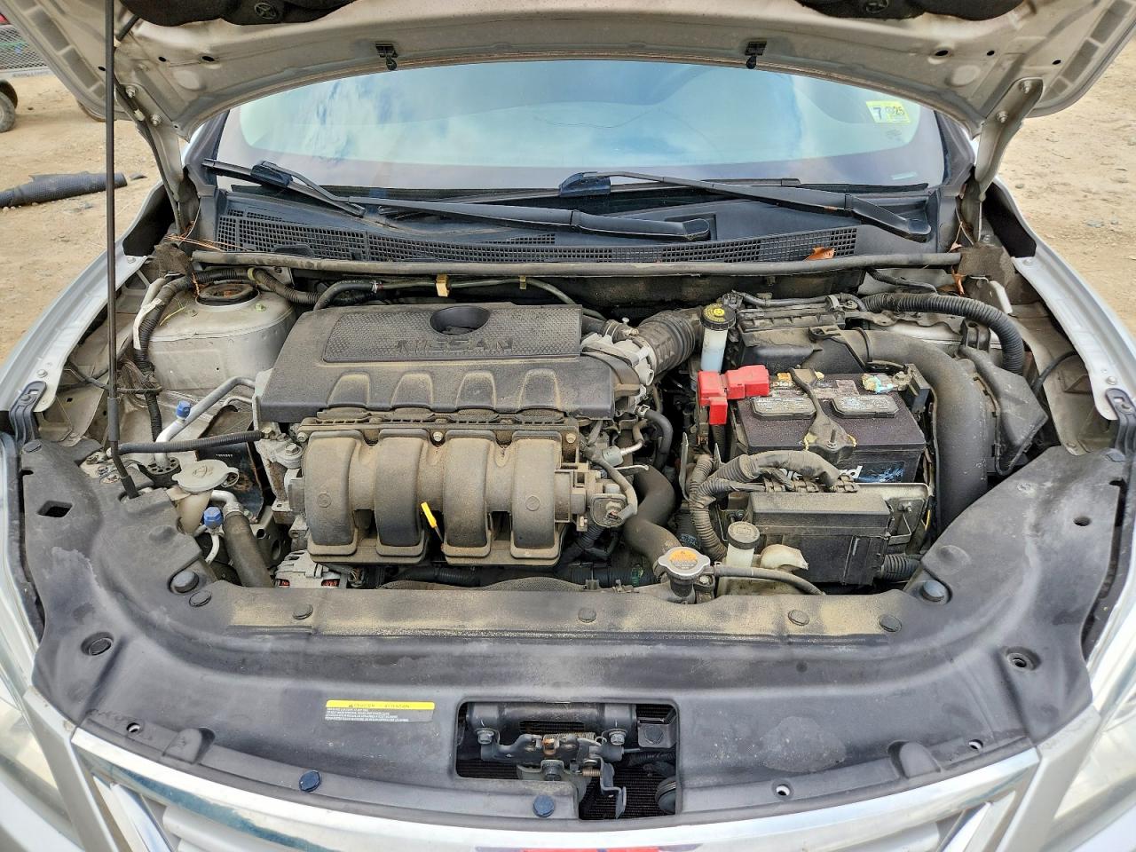 2015 Nissan Sentra Silver vin: 3N1AB7AP4FY377788
