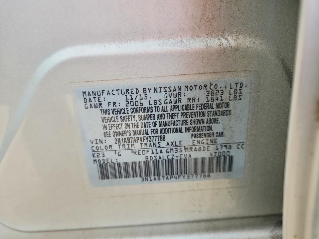2015 Nissan Sentra Silver vin: 3N1AB7AP4FY377788