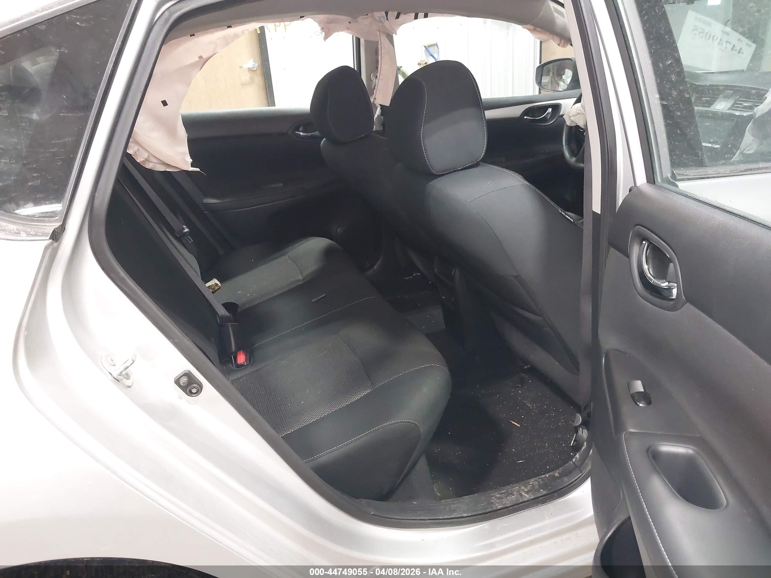 2019 Nissan Sentra S Серебряный vin: 3N1AB7AP4KY269164