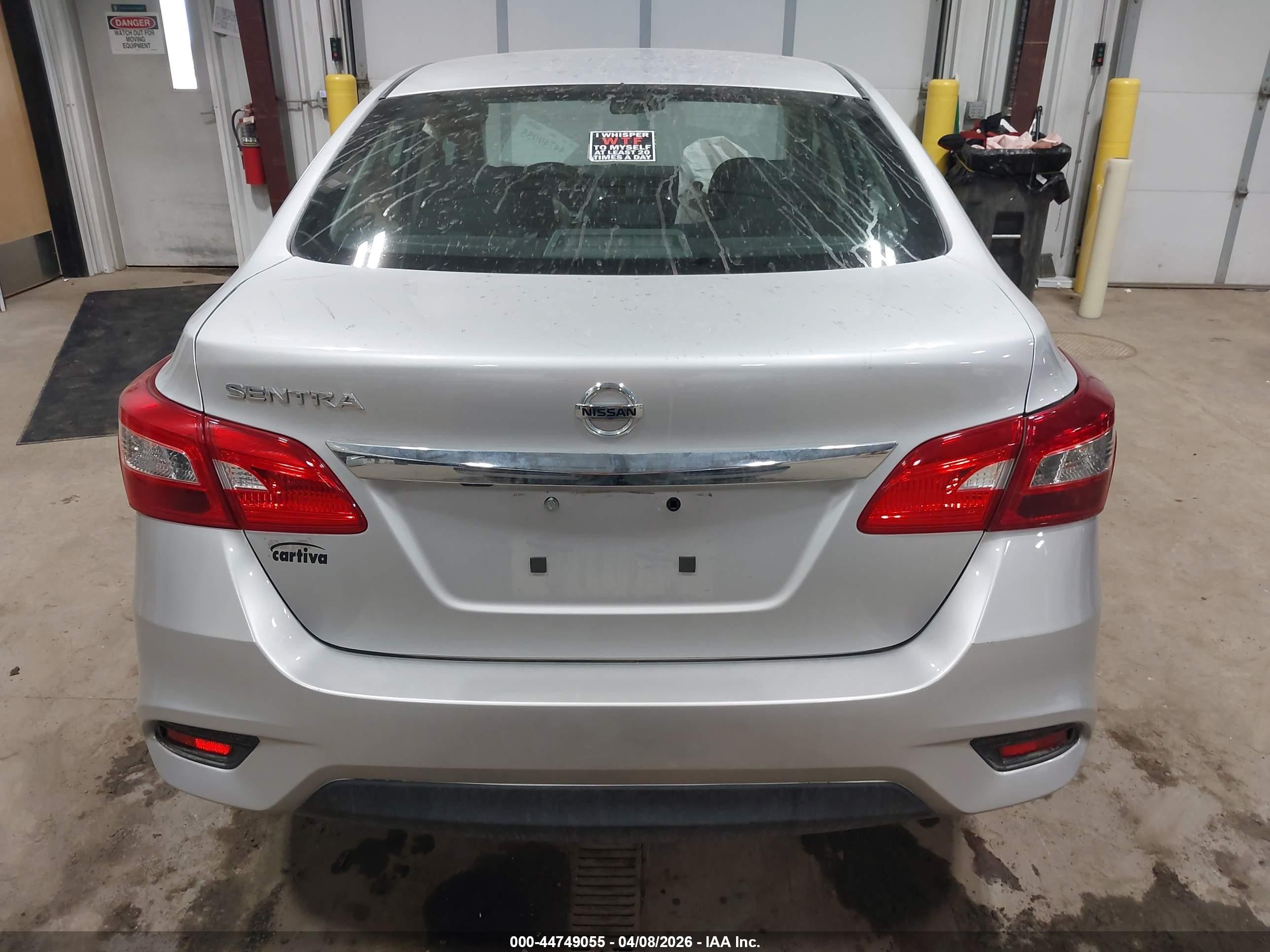 2019 Nissan Sentra S Серебряный vin: 3N1AB7AP4KY269164