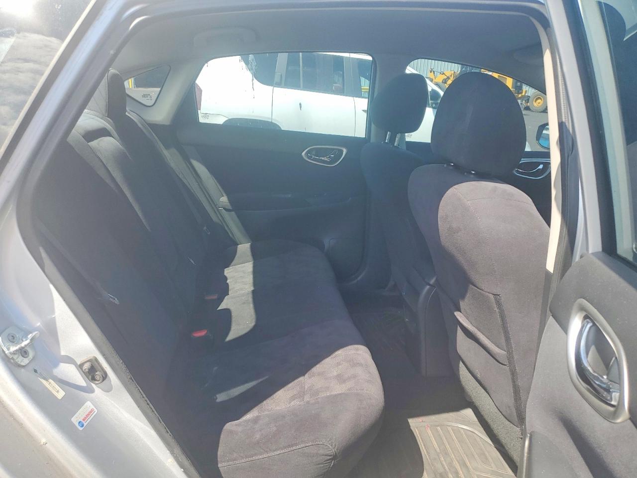 2013 Nissan Sentra S Серебряный vin: 3N1AB7AP5DL609034