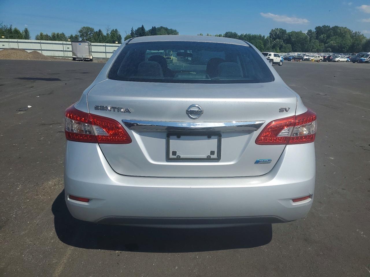 2013 Nissan Sentra S Серебряный vin: 3N1AB7AP5DL609034