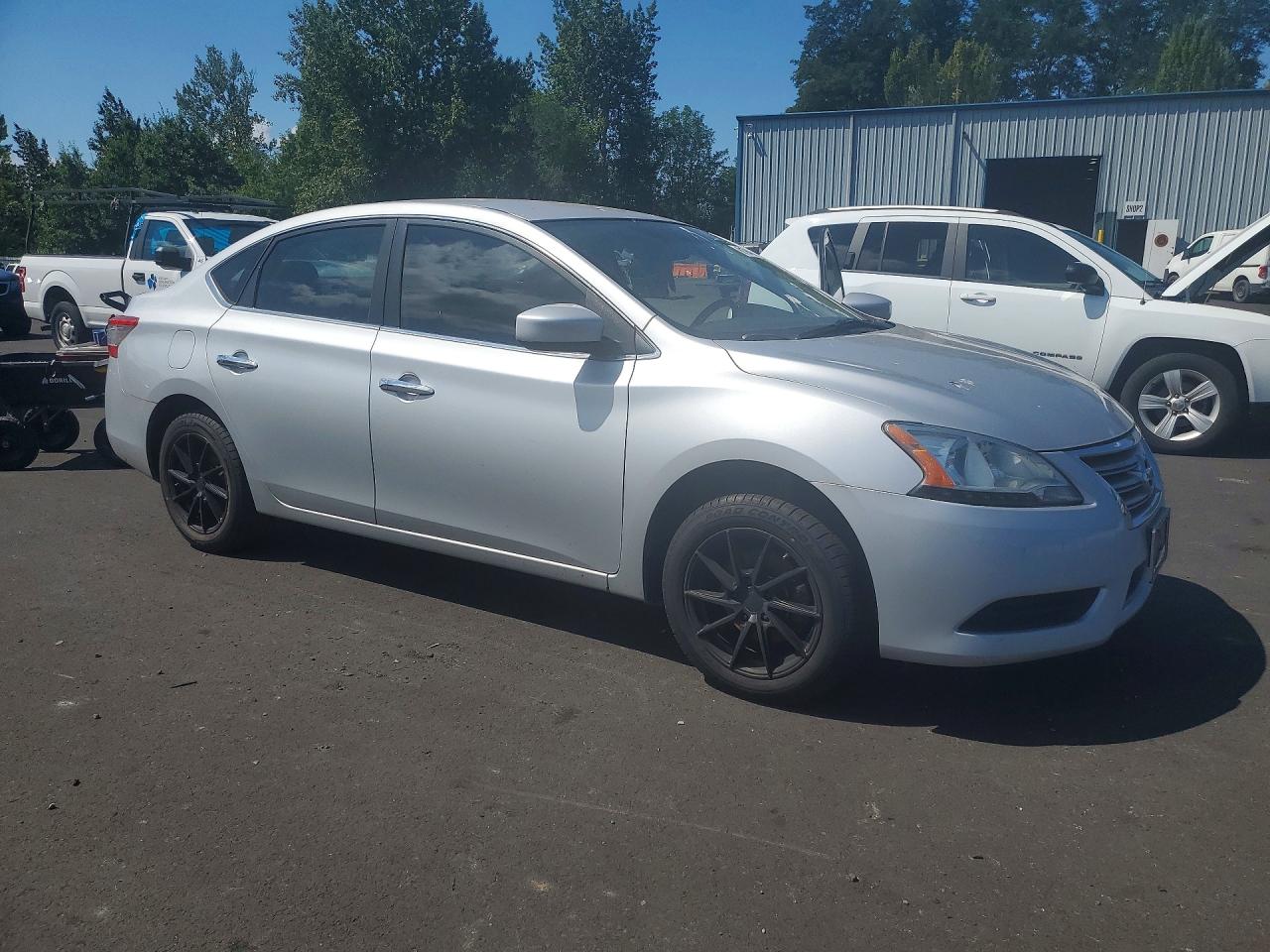 2013 Nissan Sentra S Серебряный vin: 3N1AB7AP5DL609034