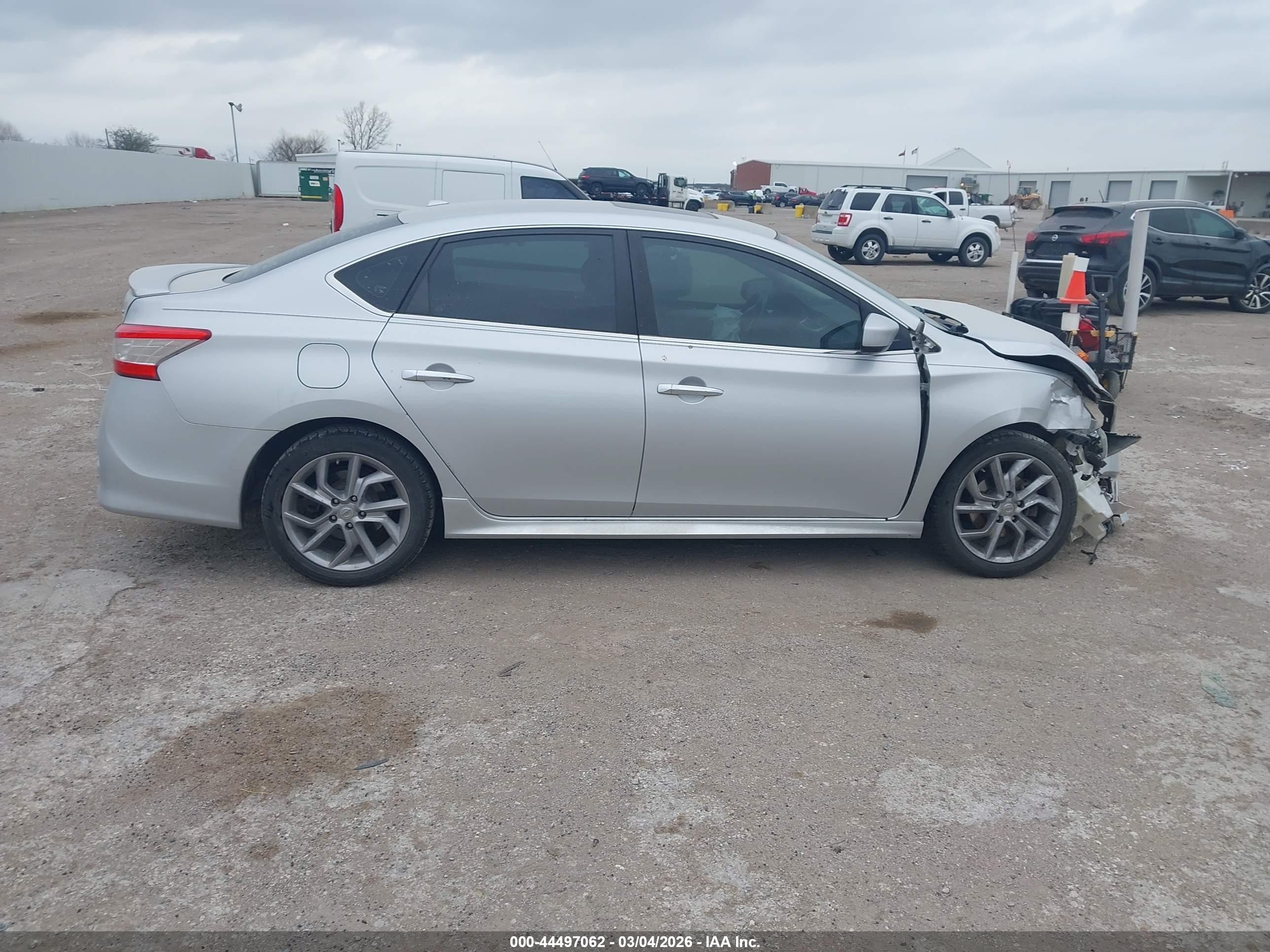 2013 Nissan Sentra Sr Silver vin: 3N1AB7AP5DL741730