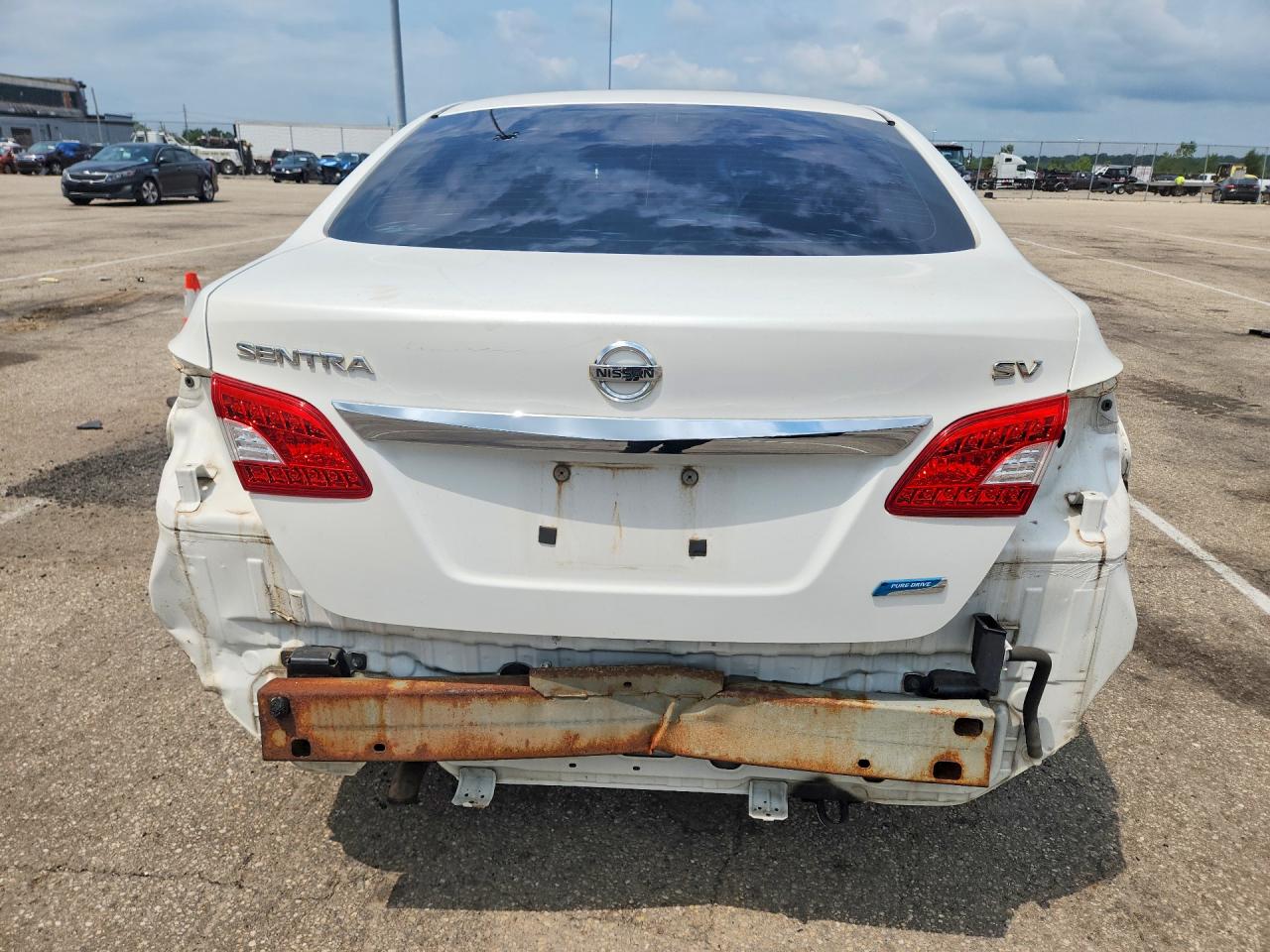 2014 Nissan Sentra Sv Белый vin: 3N1AB7AP5EL647512