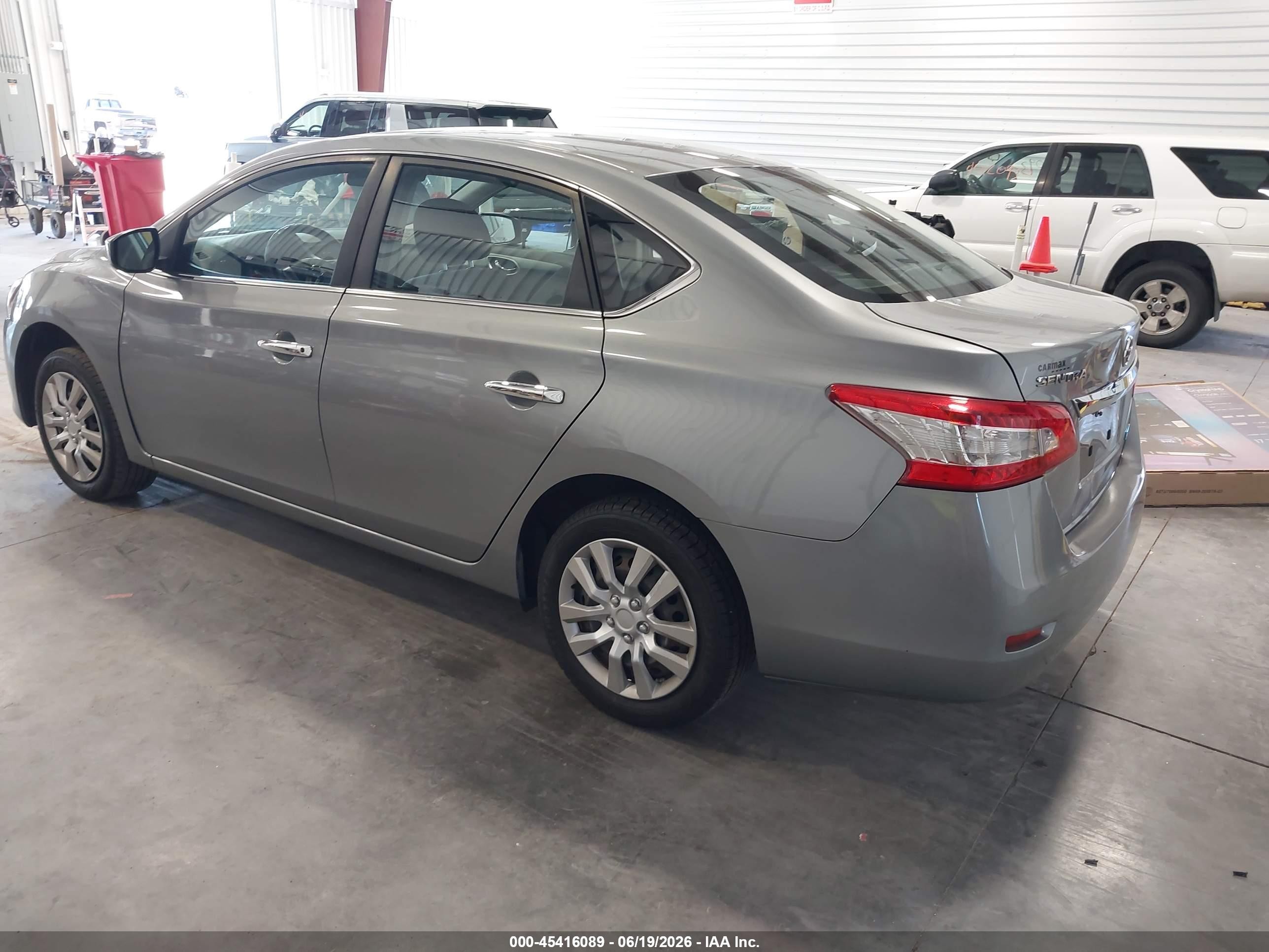 2014 Nissan Sentra S Серый vin: 3N1AB7AP5EL684916