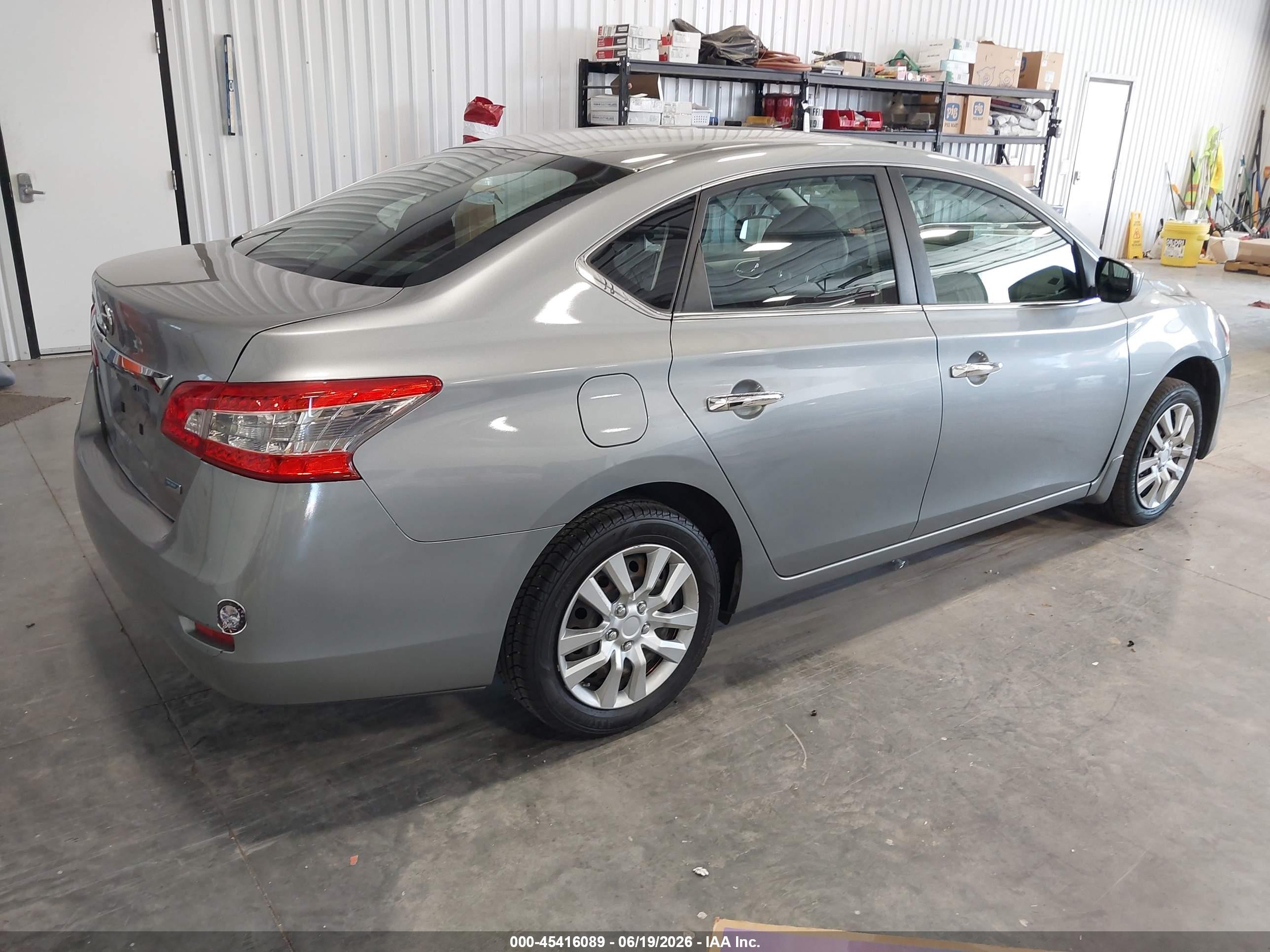 2014 Nissan Sentra S Серый vin: 3N1AB7AP5EL684916