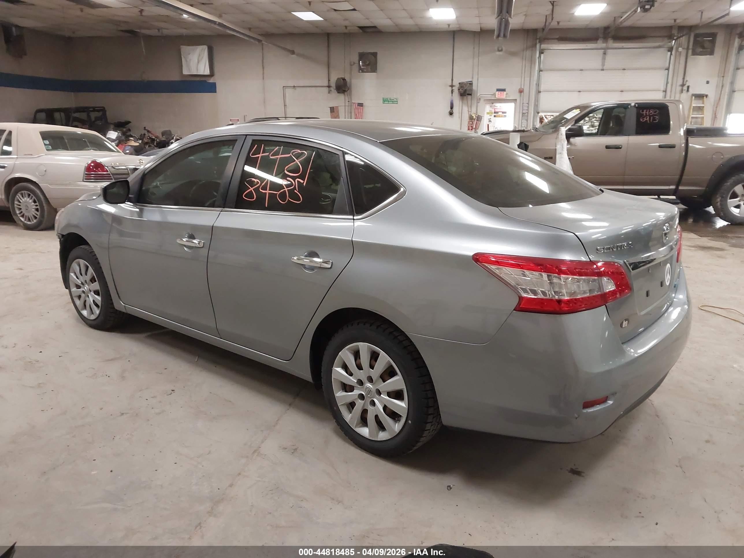 2014 Nissan Sentra   Gray vin: 3N1AB7AP5EY225873