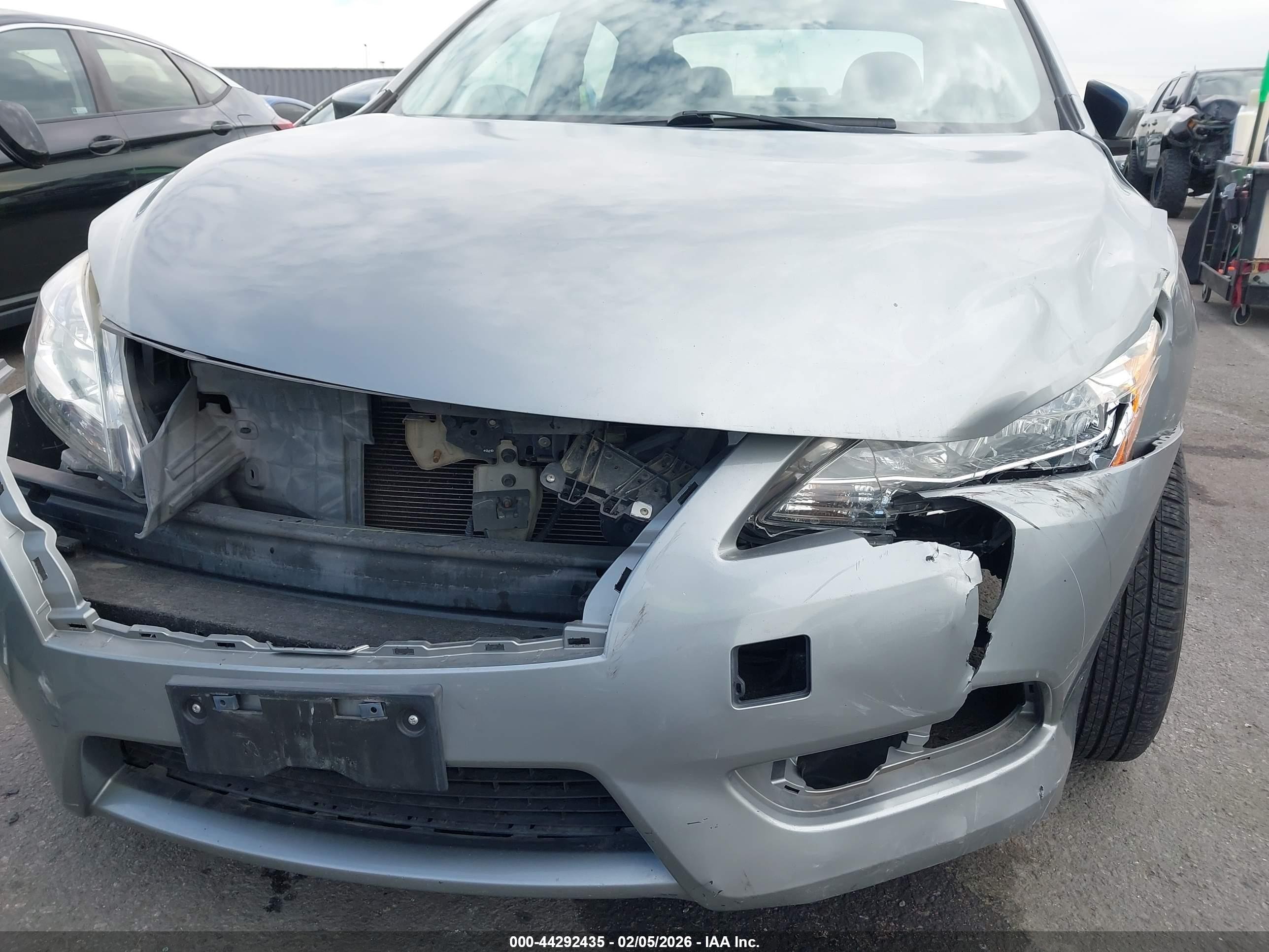 2014 Nissan Sentra S Silver vin: 3N1AB7AP5EY235500