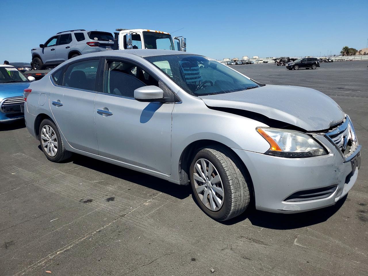 2014 Nissan Sentra Sv Серебряный vin: 3N1AB7AP5EY235724