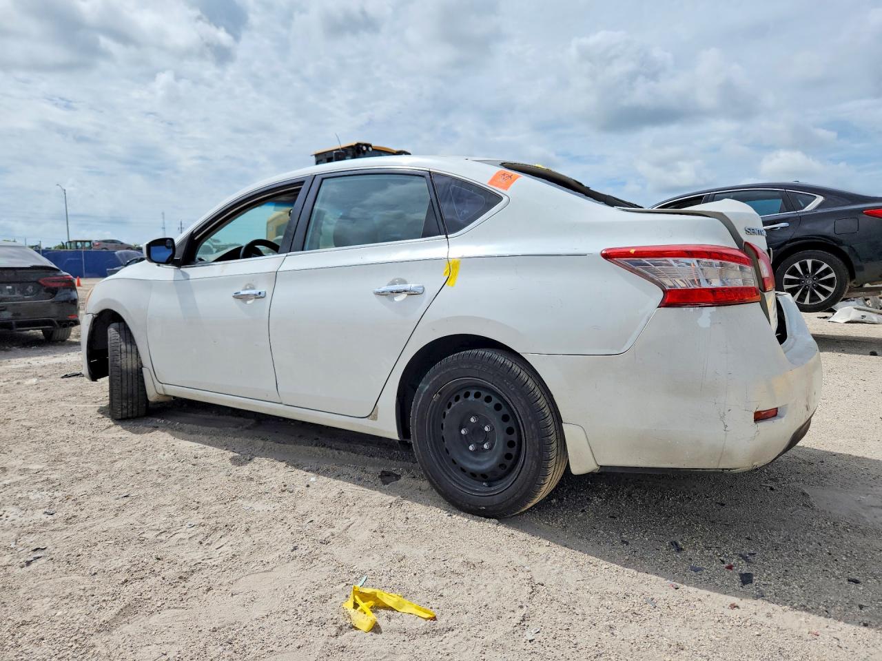 2014 Nissan Sentra Sv Белый vin: 3N1AB7AP5EY250594