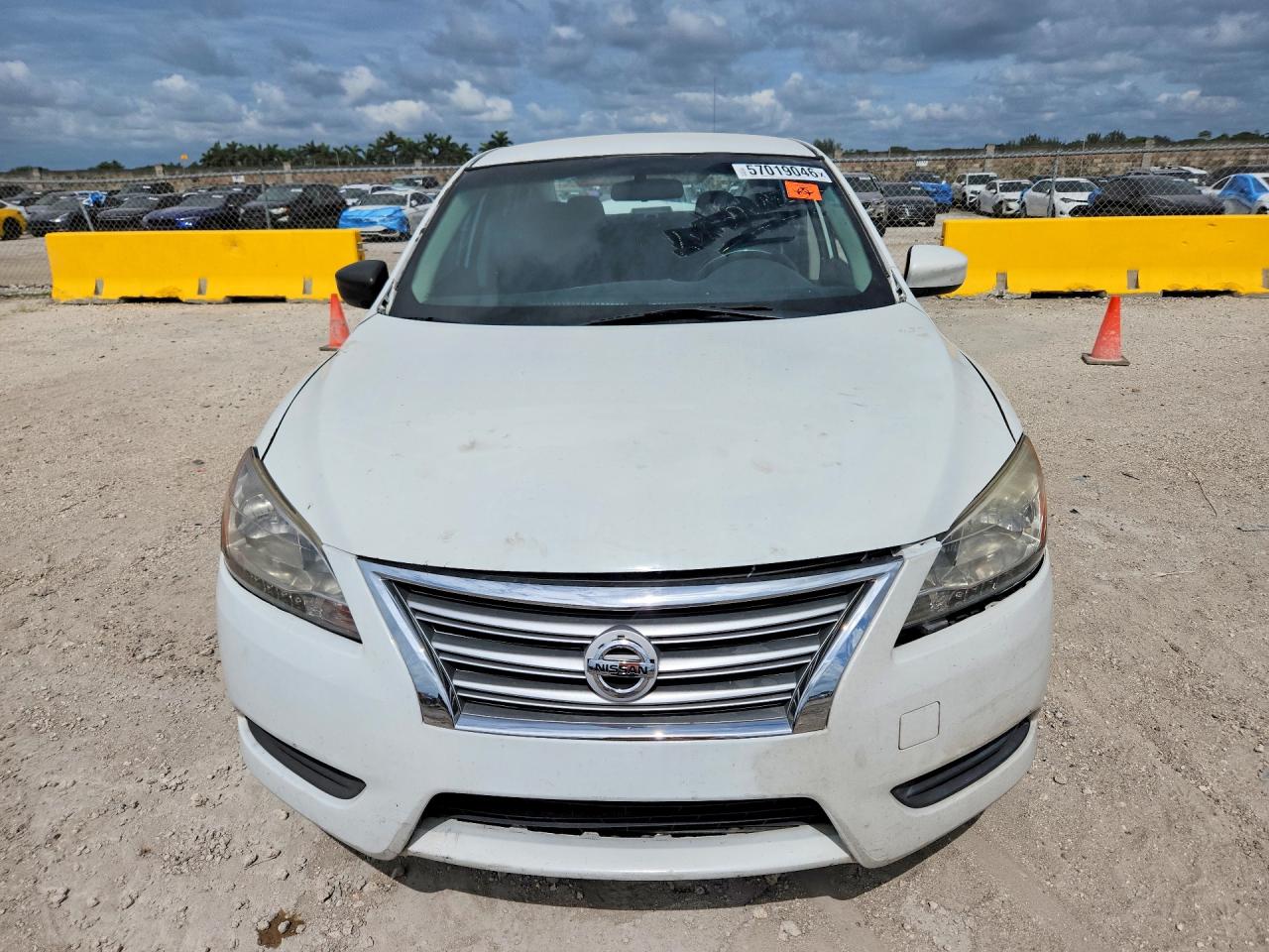 2014 Nissan Sentra Sv Белый vin: 3N1AB7AP5EY250594
