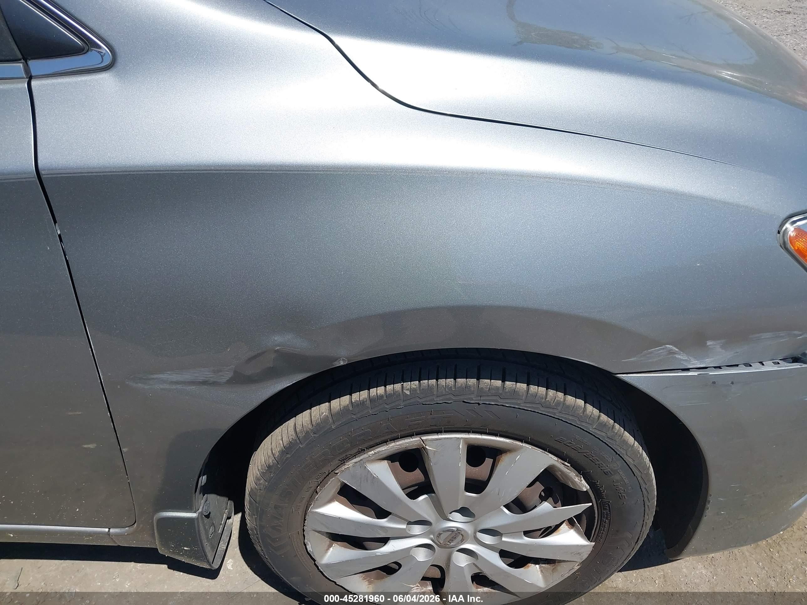 2014 Nissan Sentra S Silver vin: 3N1AB7AP5EY277469