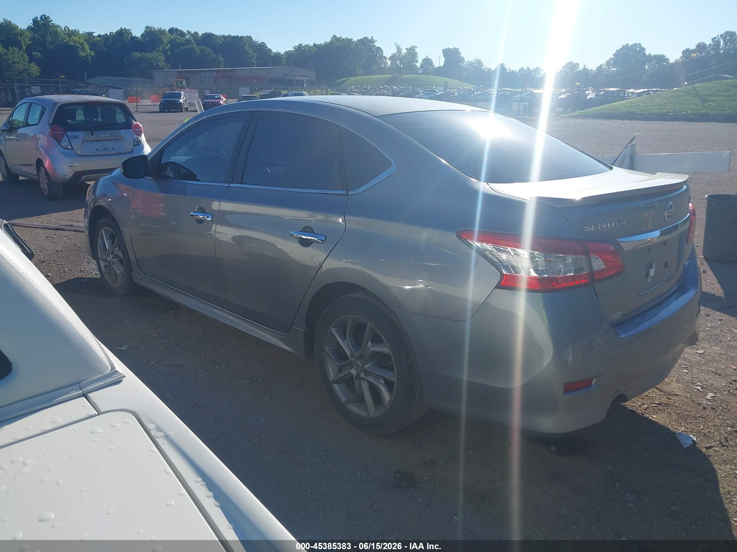 2014 Nissan Sentra Sr Серый vin: 3N1AB7AP5EY286513