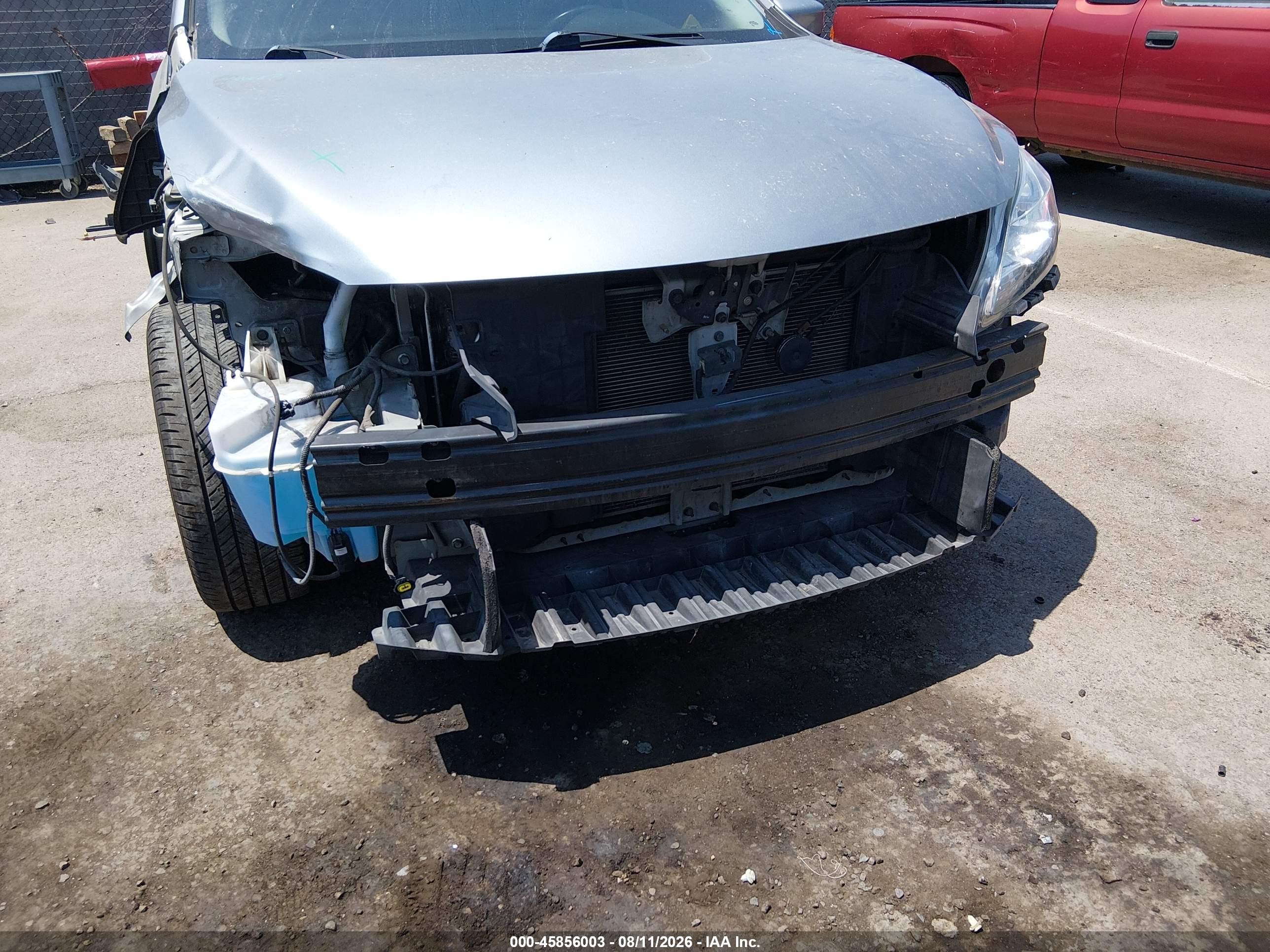 2014 Nissan Sentra Sr Silver vin: 3N1AB7AP5EY304640