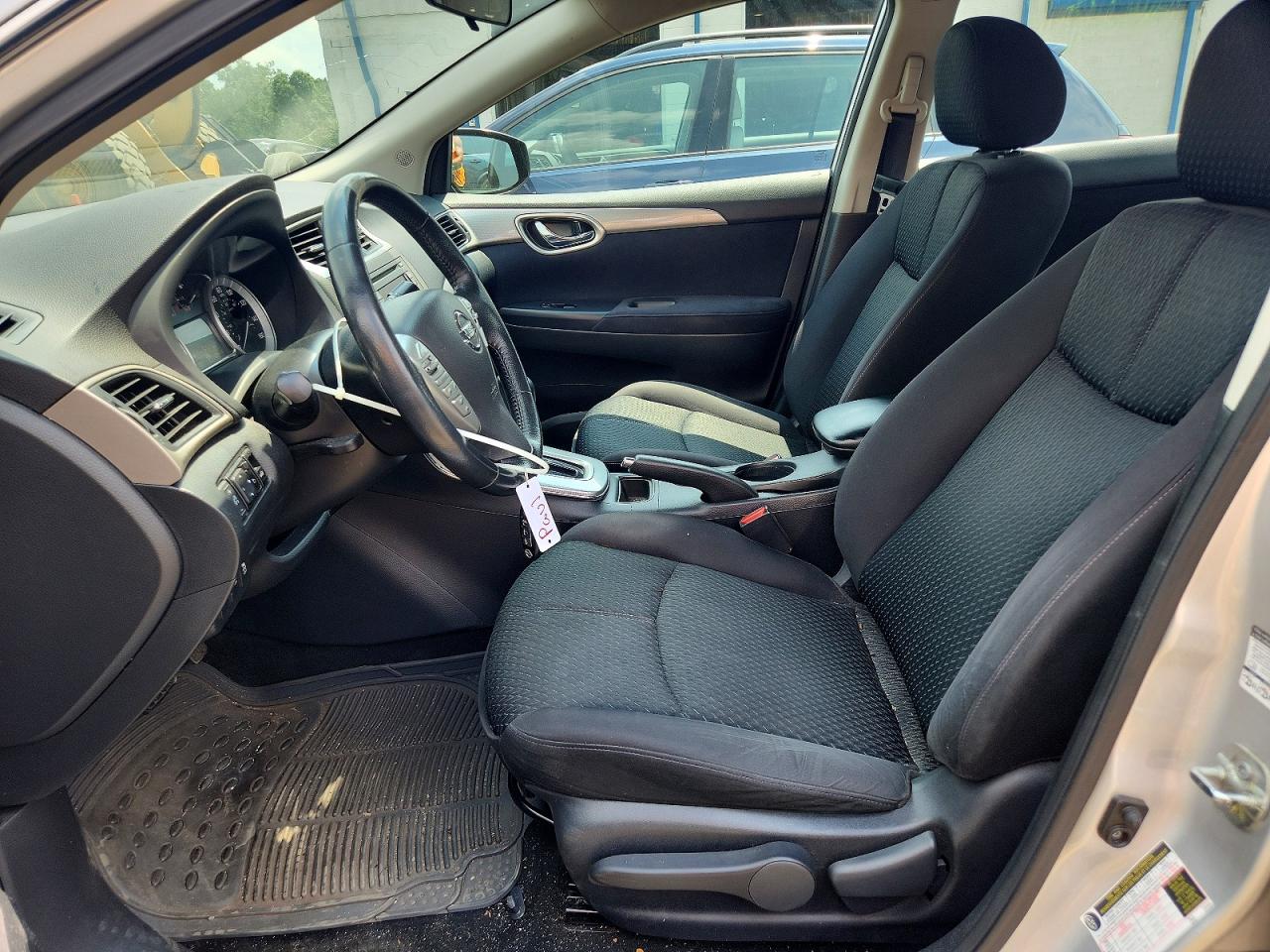 2014 Nissan Sentra Sr Silver vin: 3N1AB7AP5EY306730