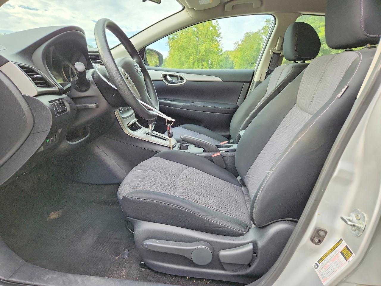 2014 Nissan Sentra Sv Silver vin: 3N1AB7AP5EY318540