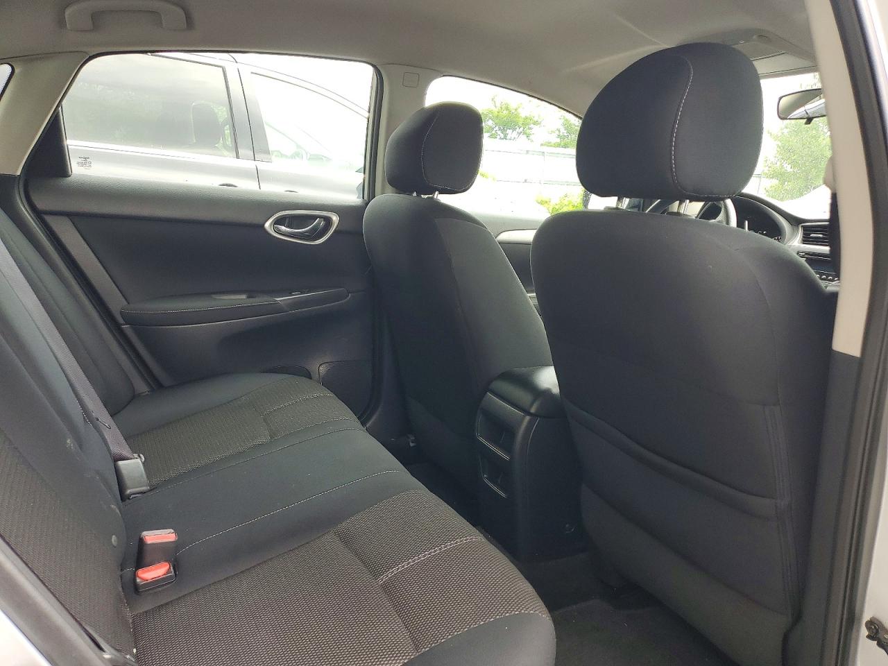 2015 Nissan Sentra S Silver vin: 3N1AB7AP5FL648855