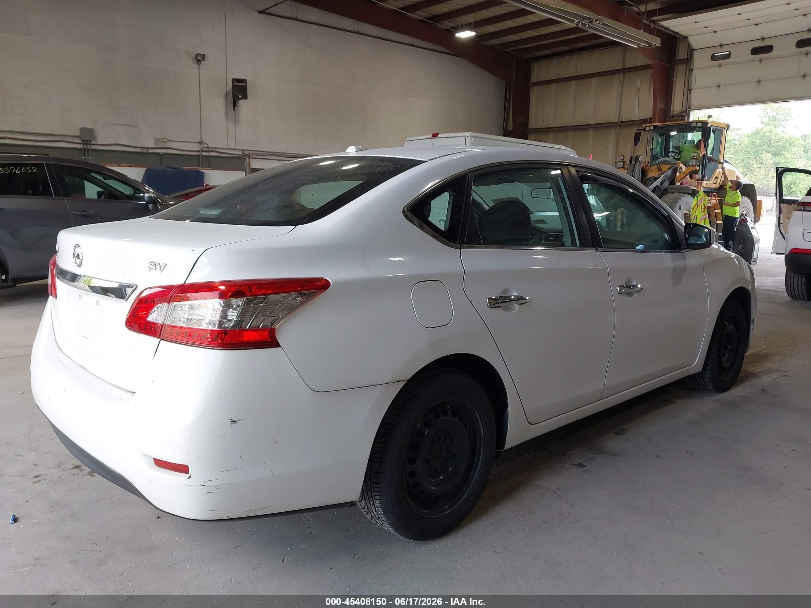 2015 Nissan Sentra Fe+ S/s/sl/sr/sv Белый vin: 3N1AB7AP5FL657393