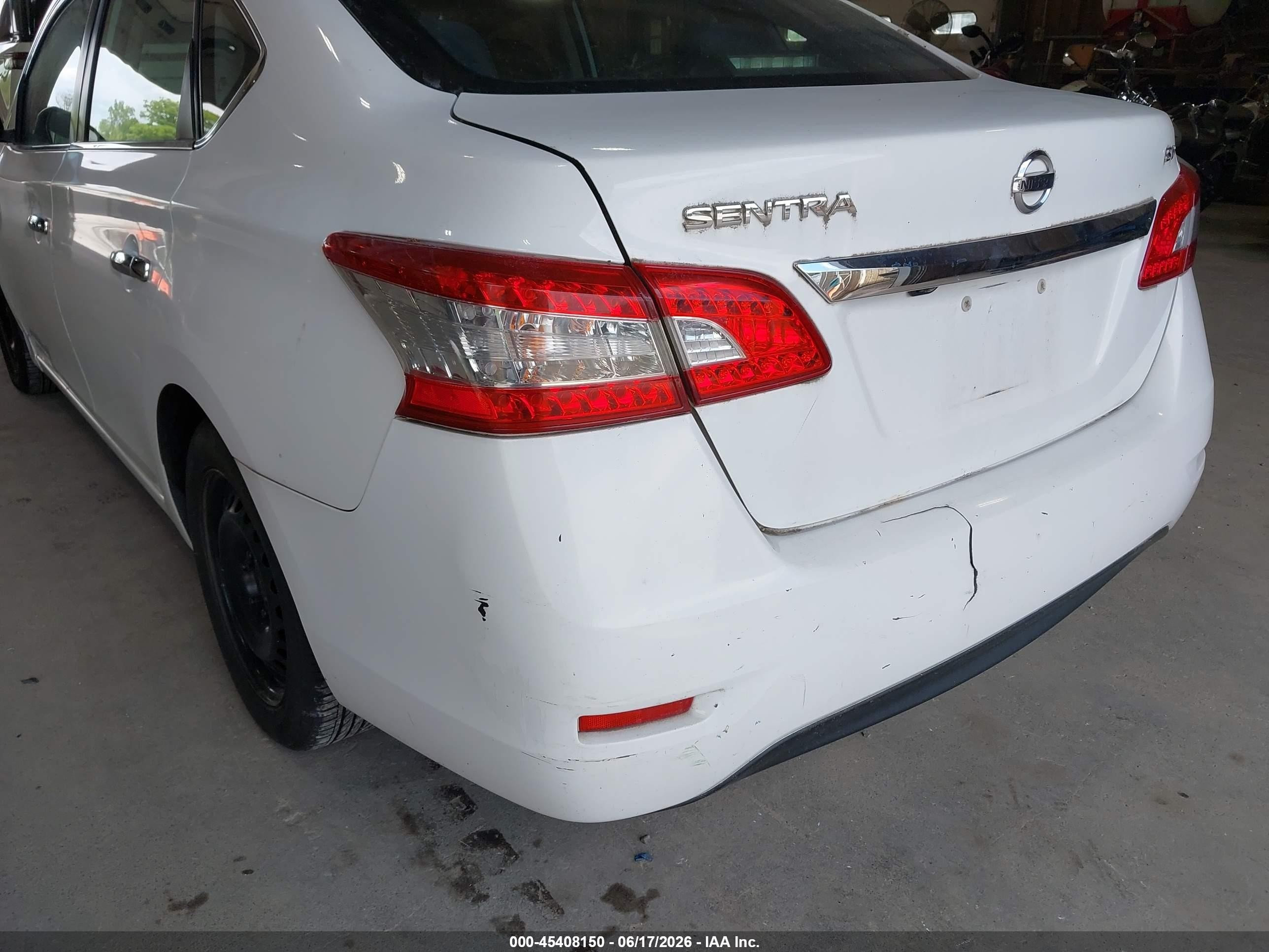 2015 Nissan Sentra Fe+ S/s/sl/sr/sv Белый vin: 3N1AB7AP5FL657393