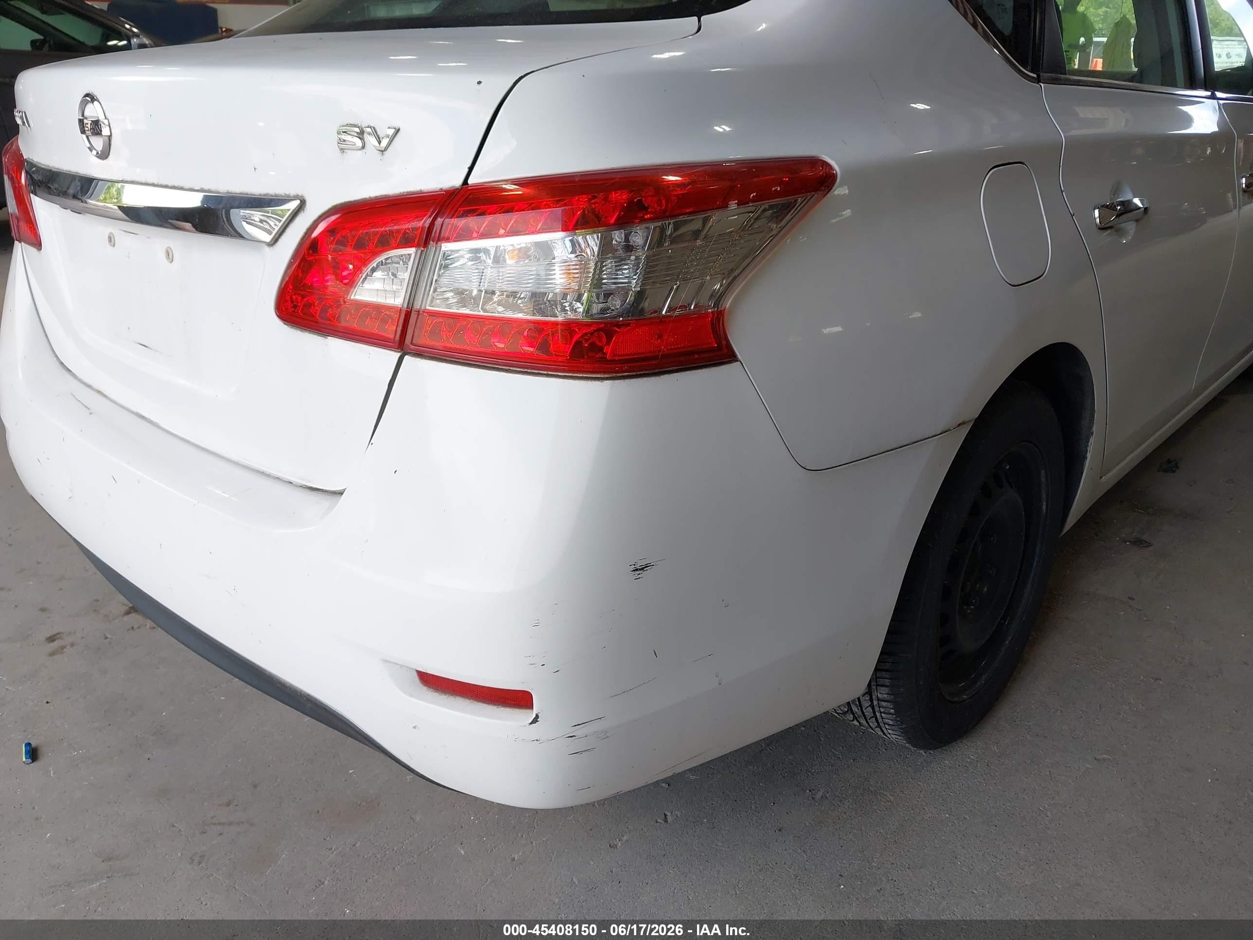 2015 Nissan Sentra Fe+ S/s/sl/sr/sv Белый vin: 3N1AB7AP5FL657393