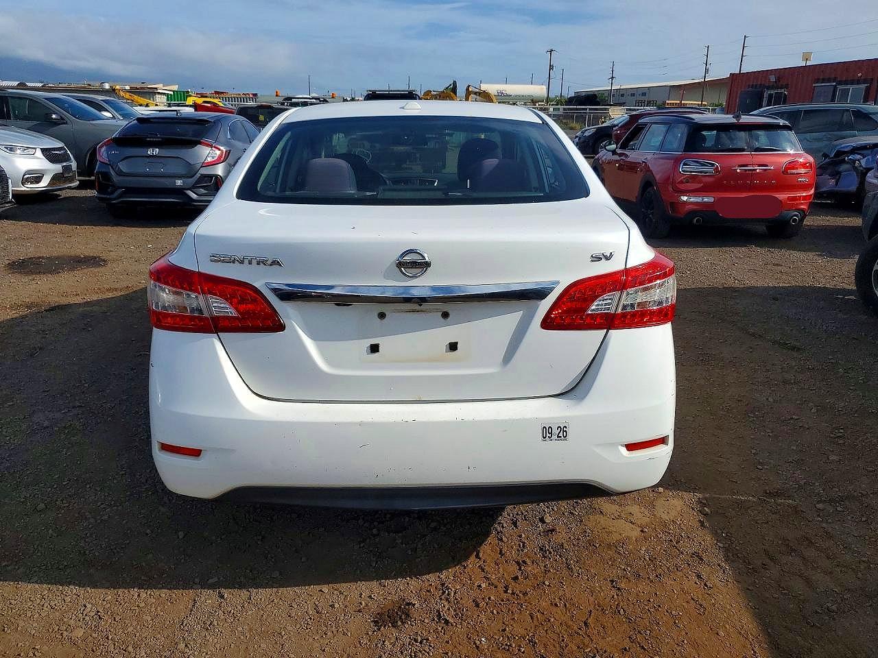 2015 Nissan Sentra White vin: 3N1AB7AP5FL665669