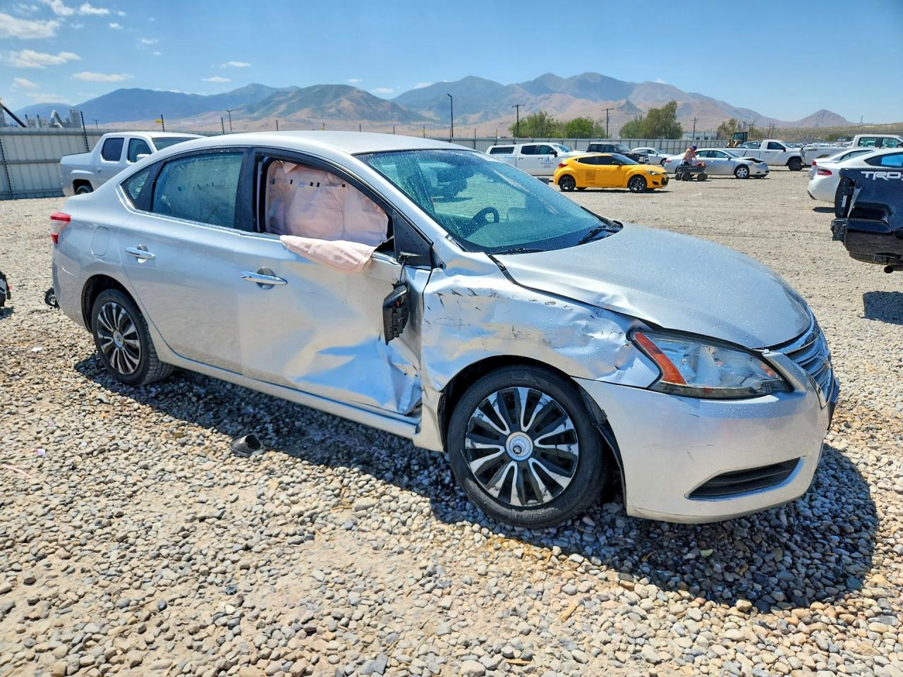 2015 Nissan Sentra Sv Серебряный vin: 3N1AB7AP5FL696694