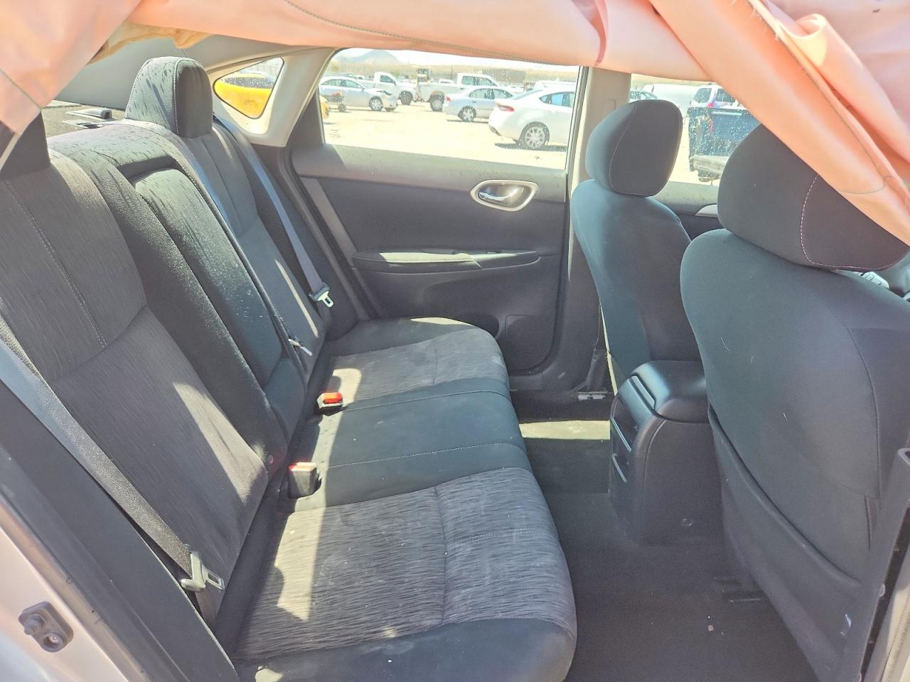 2015 Nissan Sentra Sv Серебряный vin: 3N1AB7AP5FL696694