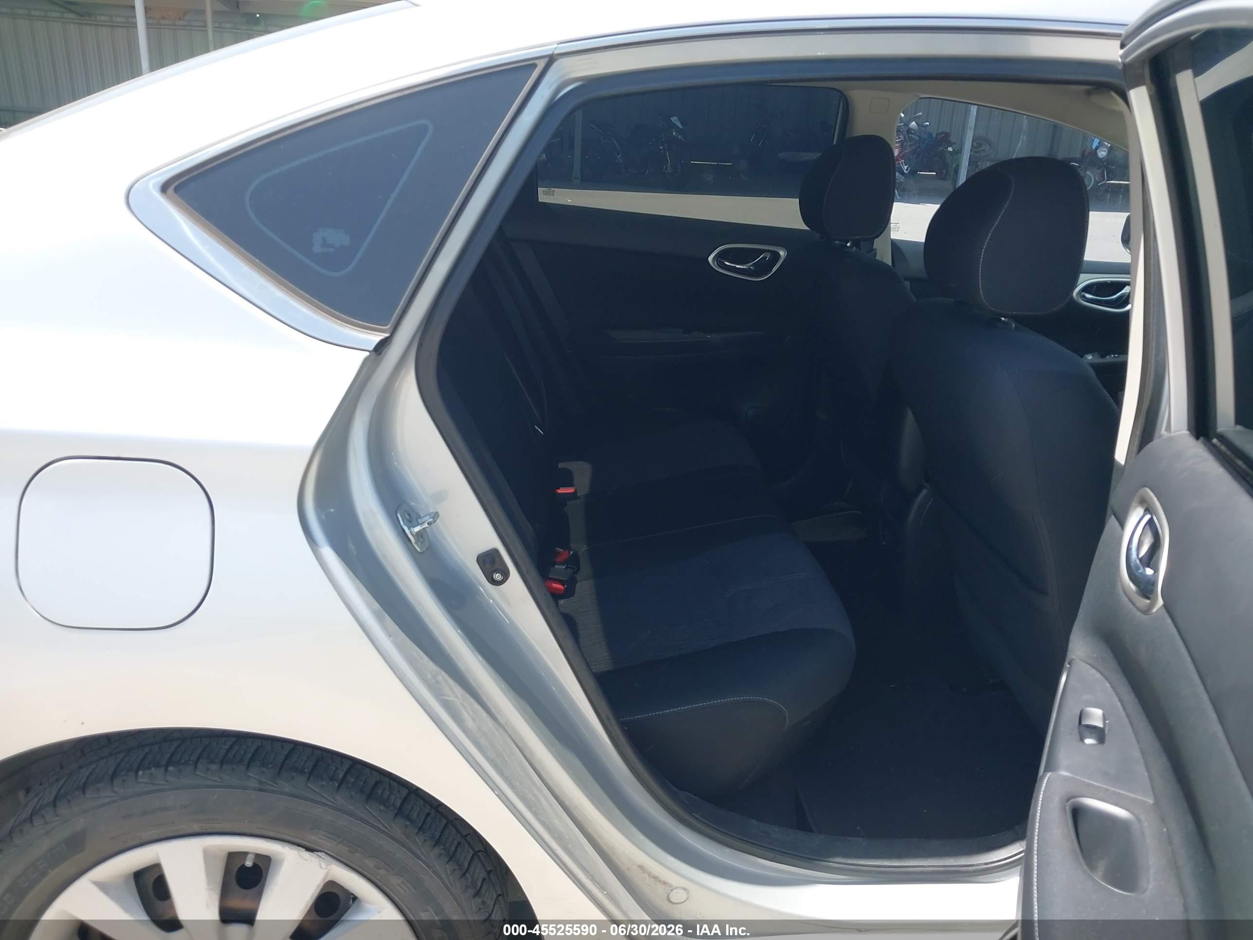 2015 Nissan Sentra Sv Silver vin: 3N1AB7AP5FY214163