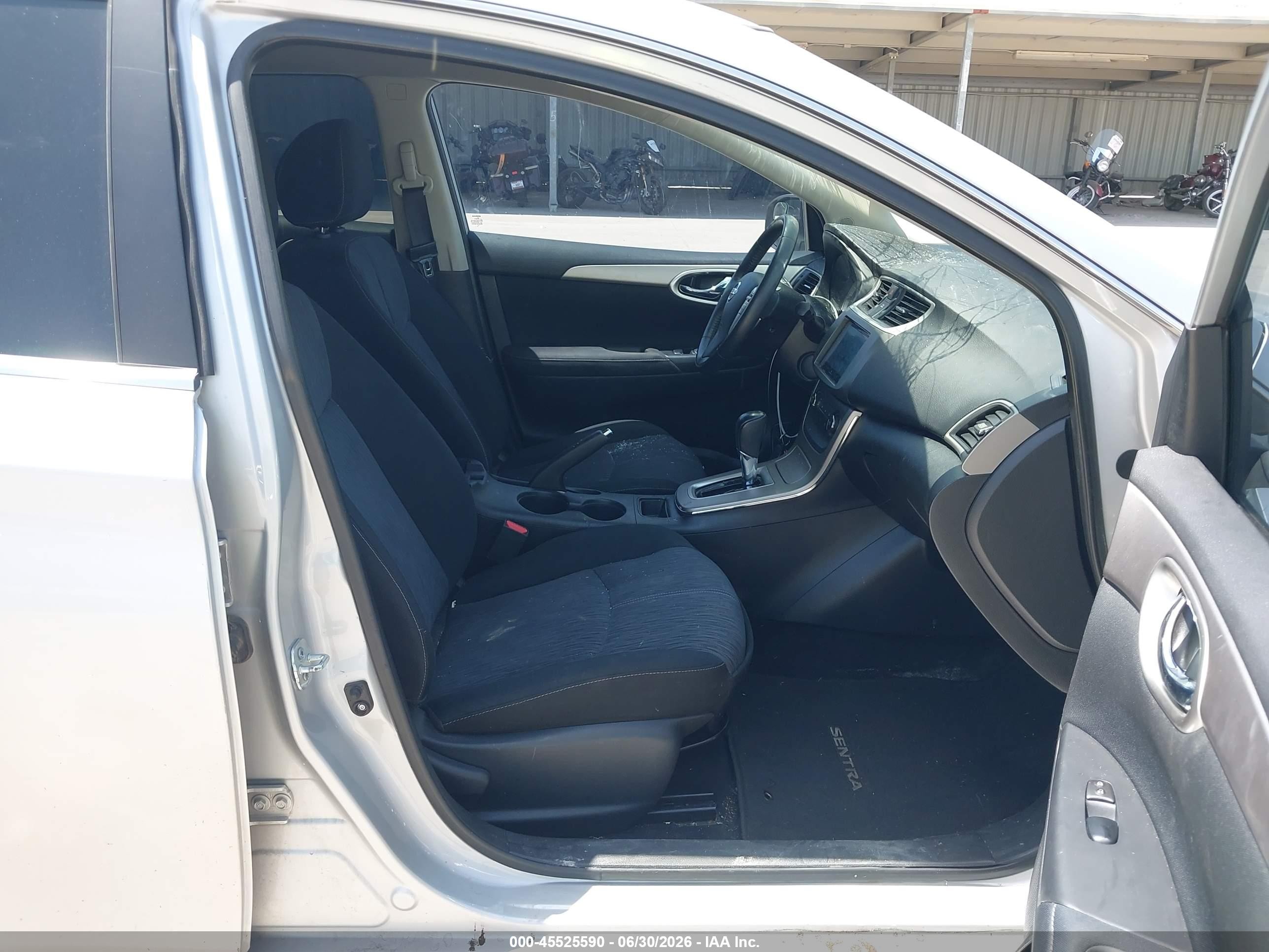 2015 Nissan Sentra Sv Silver vin: 3N1AB7AP5FY214163