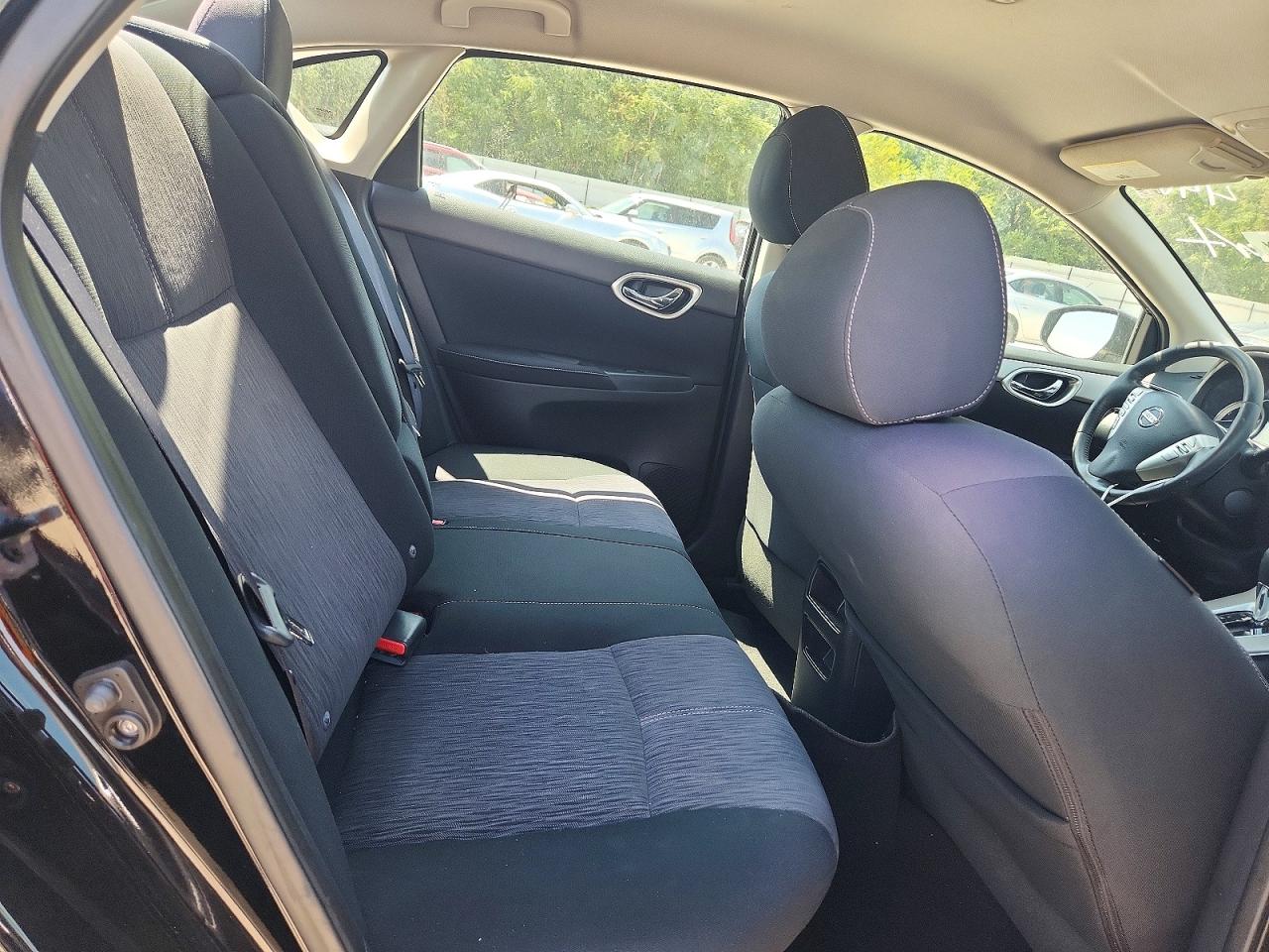 2015 Nissan Sentra Sv Black vin: 3N1AB7AP5FY214468