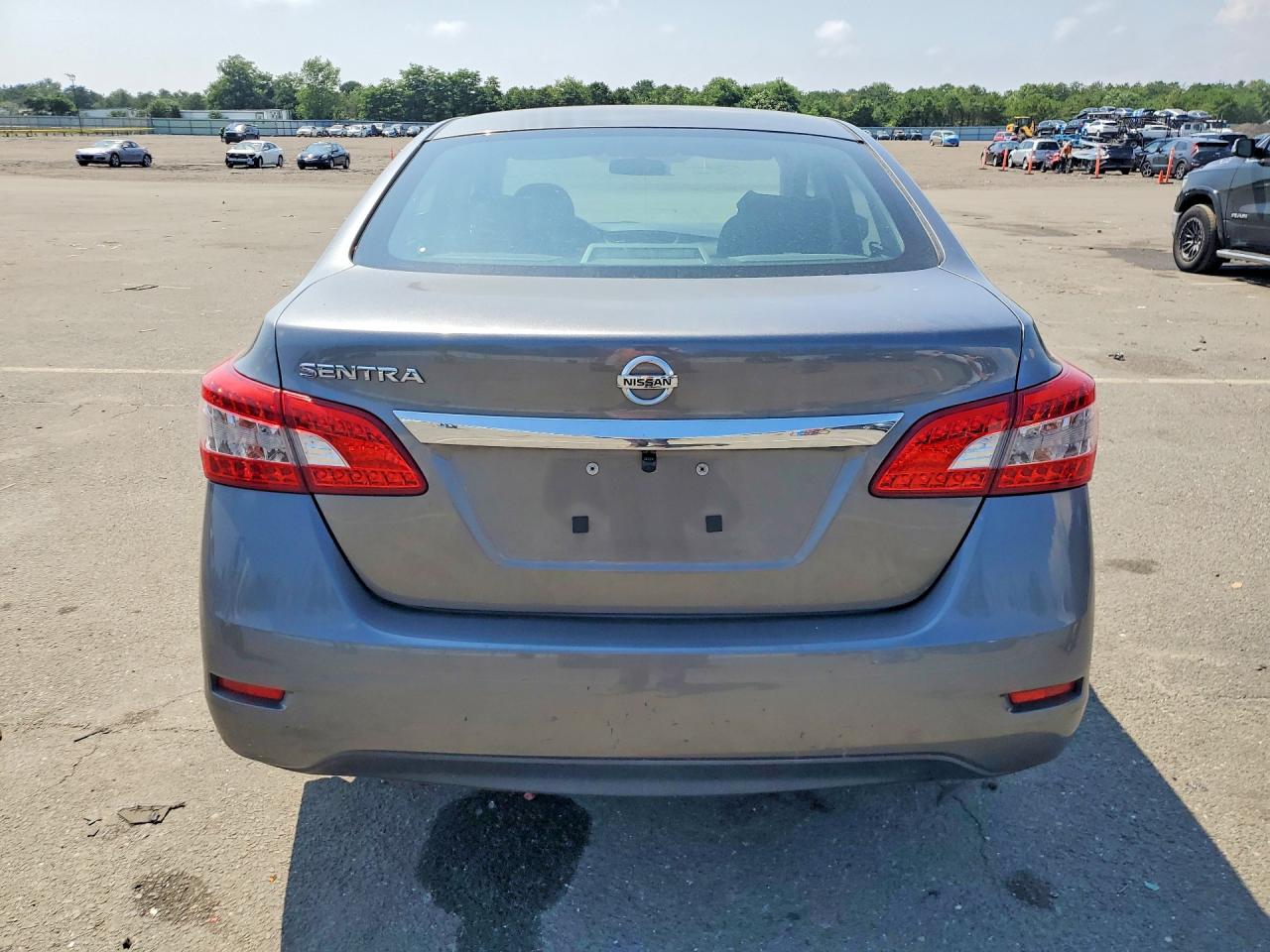 2015 Nissan Sentra S Gray vin: 3N1AB7AP5FY237555