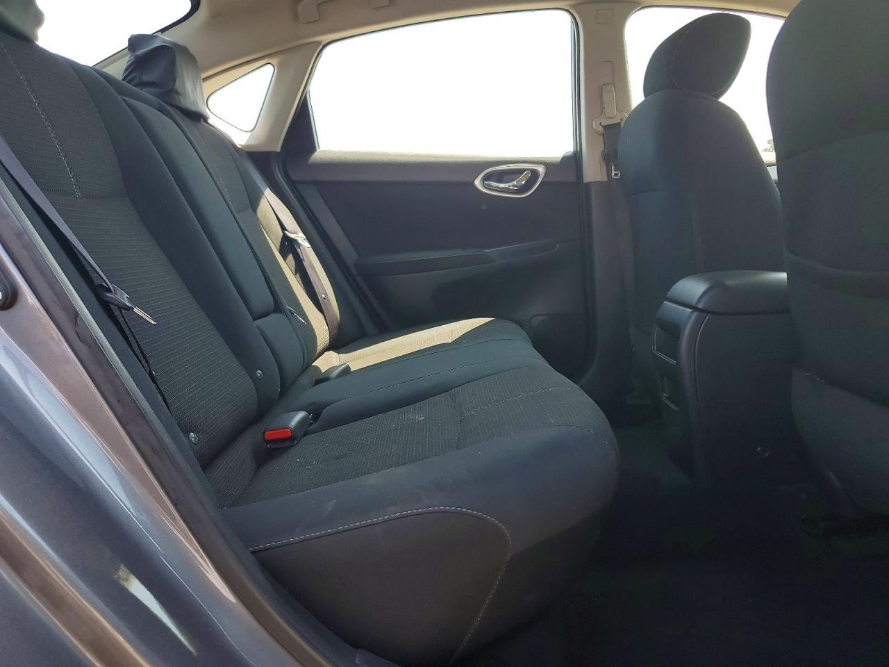 2015 Nissan Sentra S Gray vin: 3N1AB7AP5FY237555