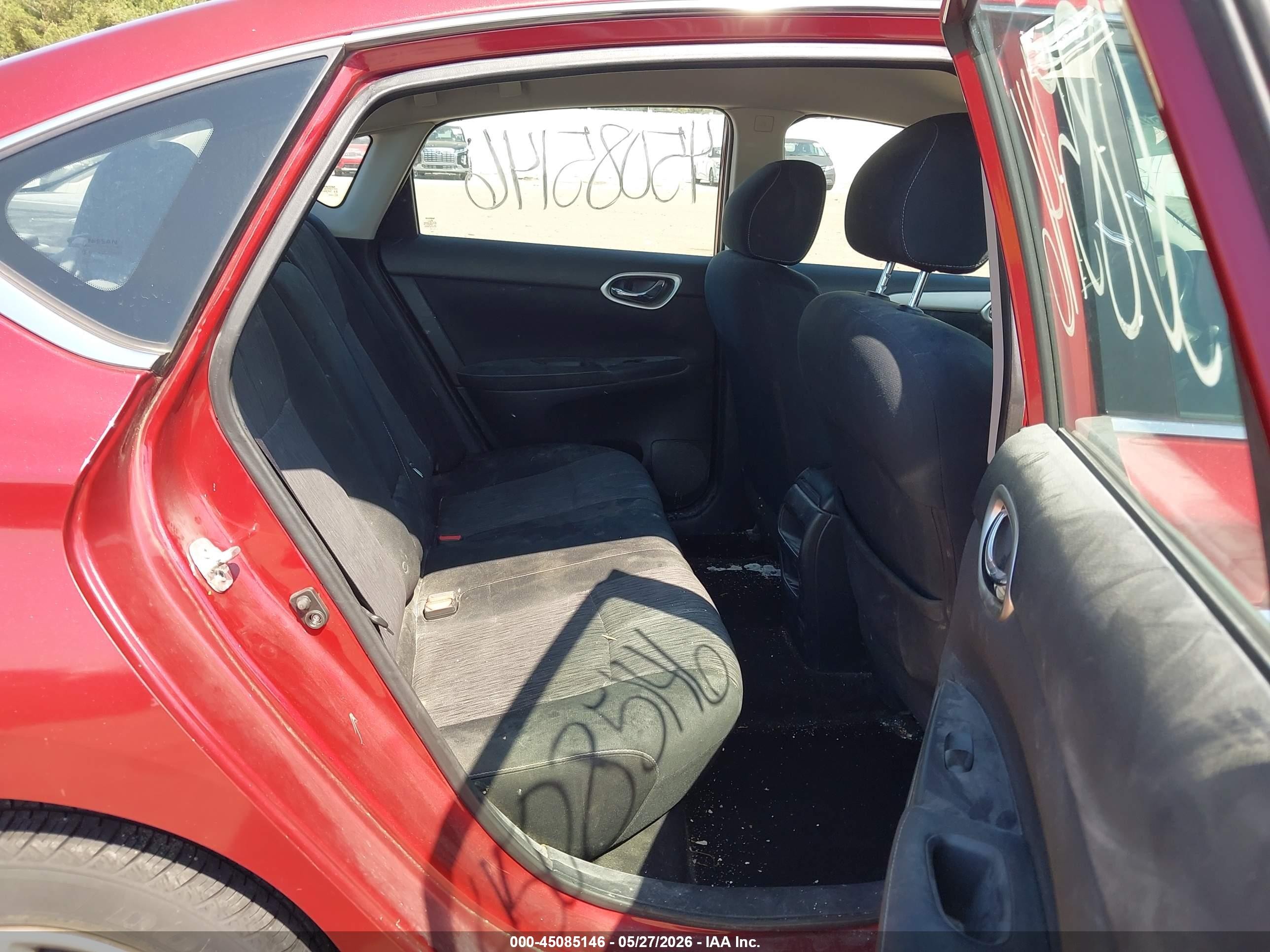 2015 Nissan Sentra Sv Red vin: 3N1AB7AP5FY256641
