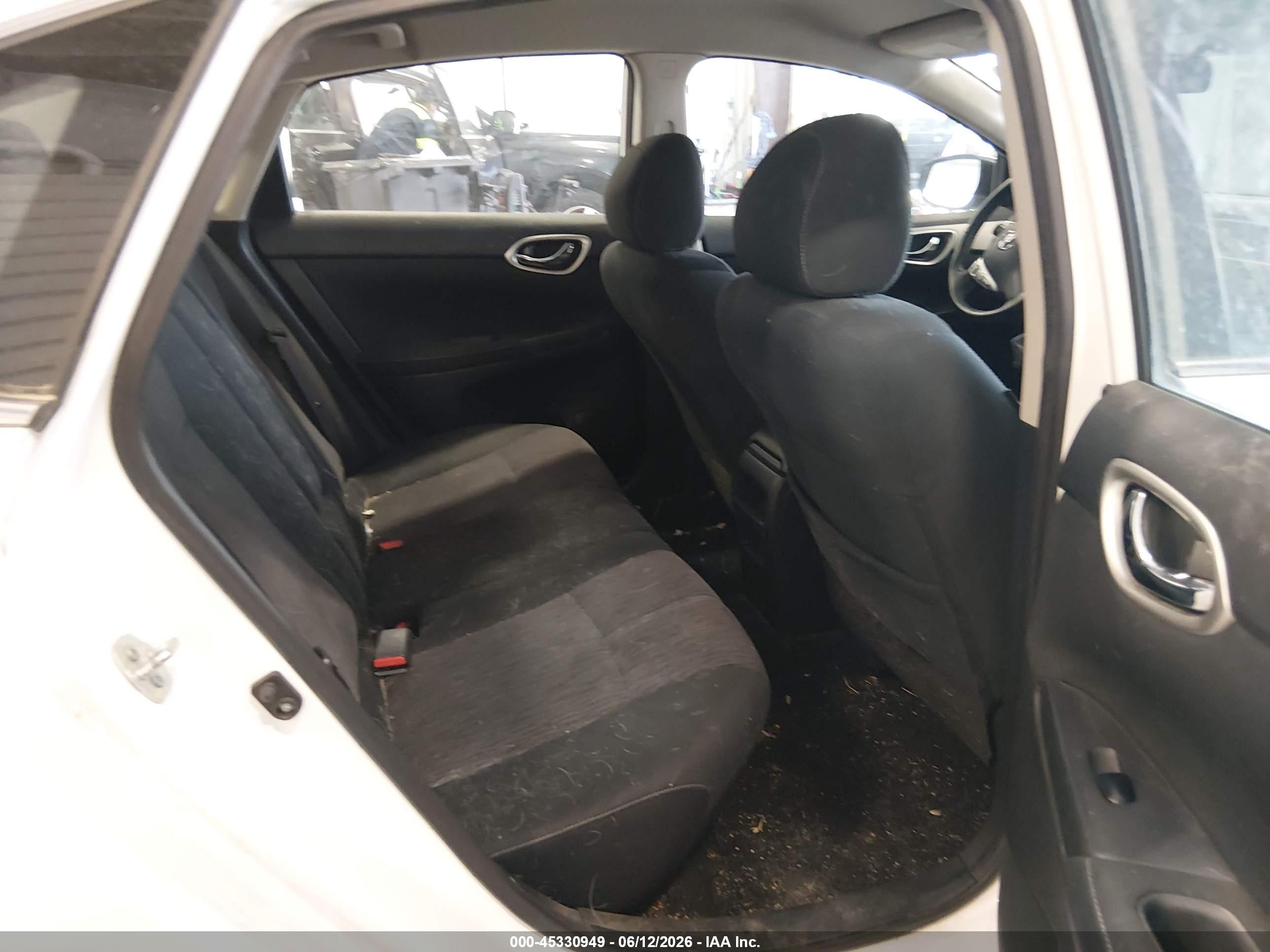 2015 Nissan Sentra Fe+ S/s/sl/sr/sv Белый vin: 3N1AB7AP5FY276985