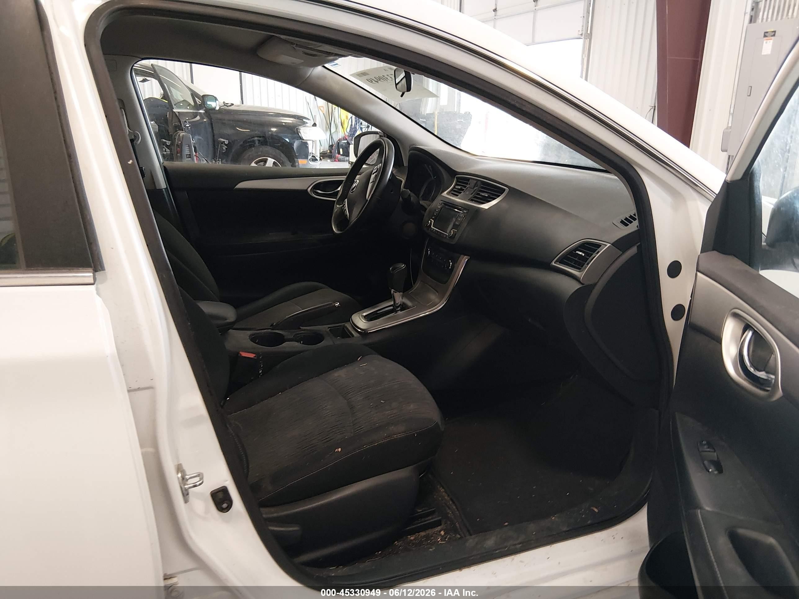 2015 Nissan Sentra Fe+ S/s/sl/sr/sv Белый vin: 3N1AB7AP5FY276985
