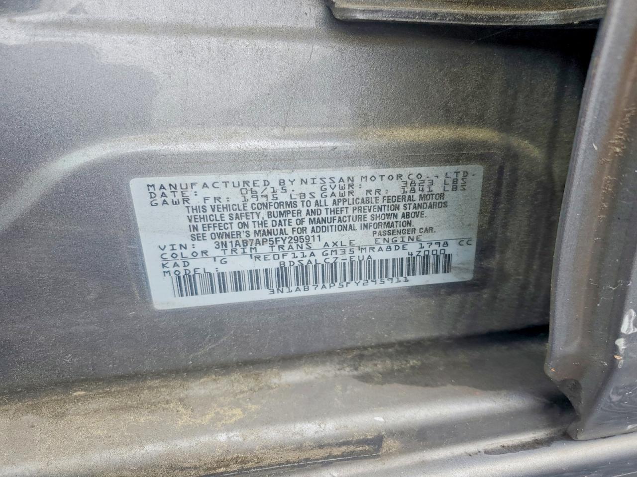 2015 Nissan Sentra S Charcoal vin: 3N1AB7AP5FY295911