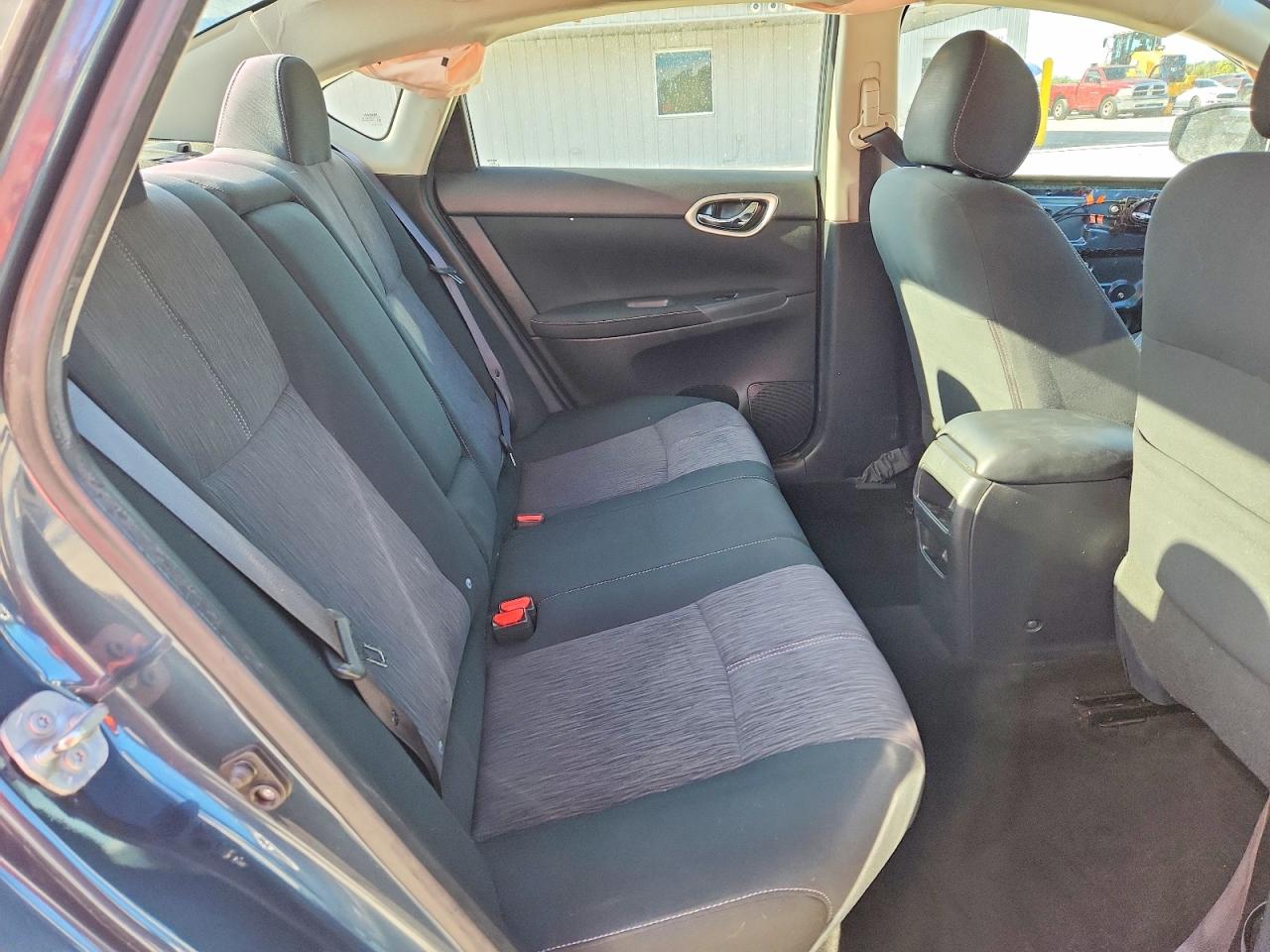 2015 Nissan Sentra S Green vin: 3N1AB7AP5FY305949