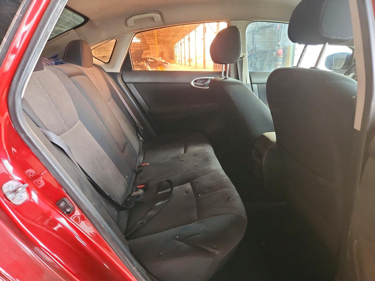 2015 Nissan Sentra Sv Красный vin: 3N1AB7AP5FY318992