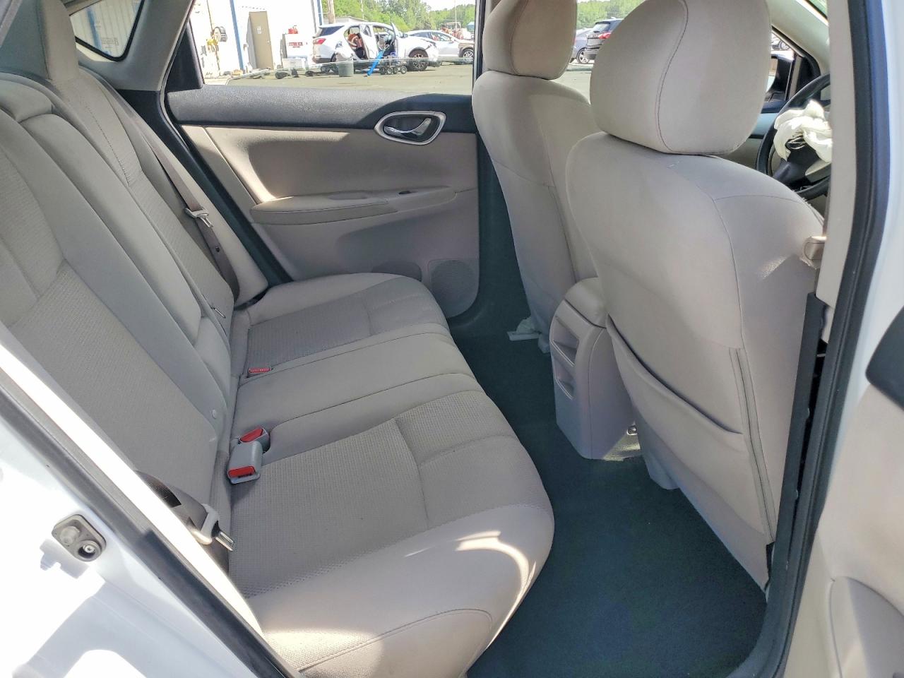 2015 Nissan Sentra S Белый vin: 3N1AB7AP5FY331547