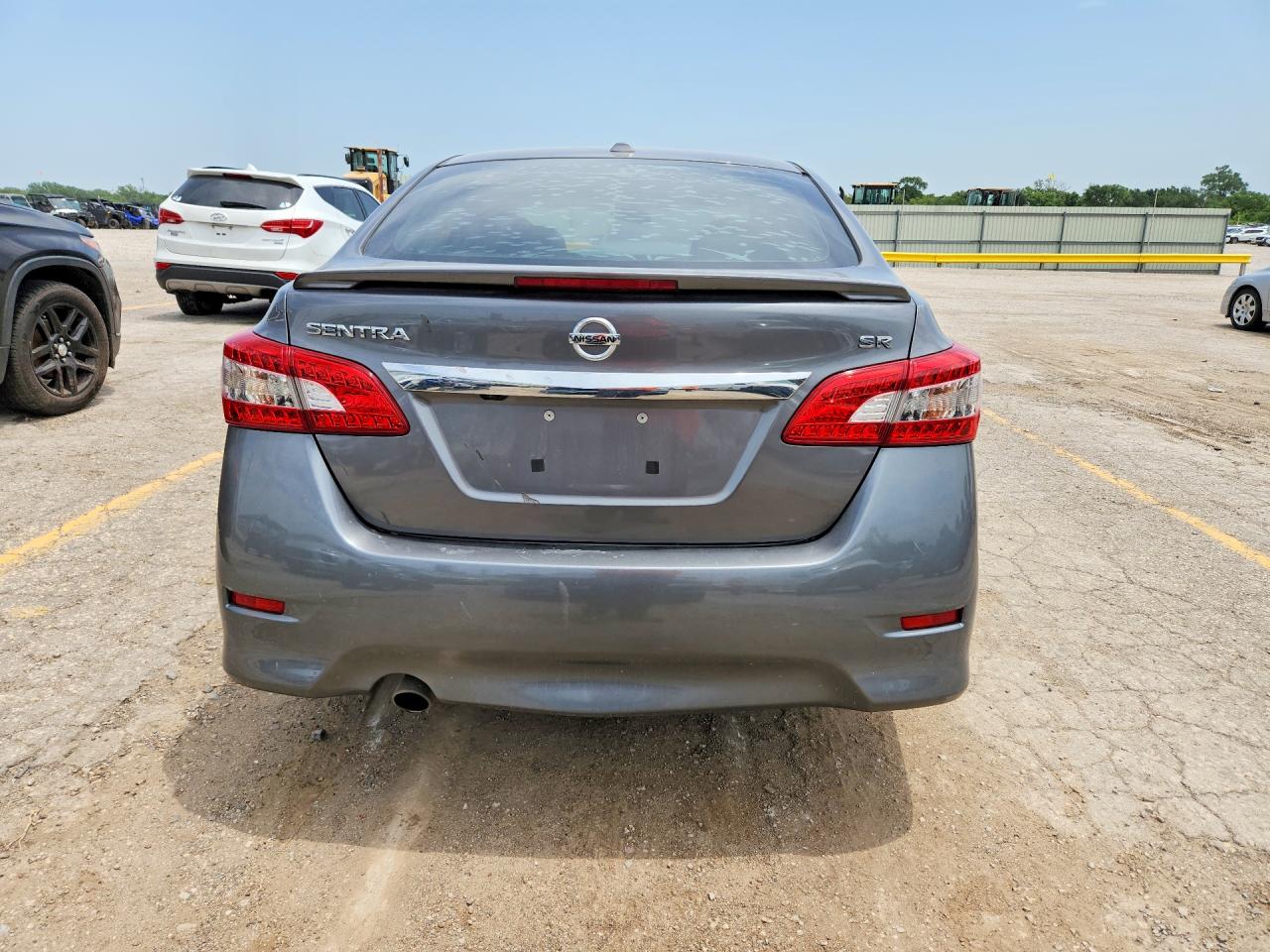 2015 Nissan Sentra Sr Gray vin: 3N1AB7AP5FY360045