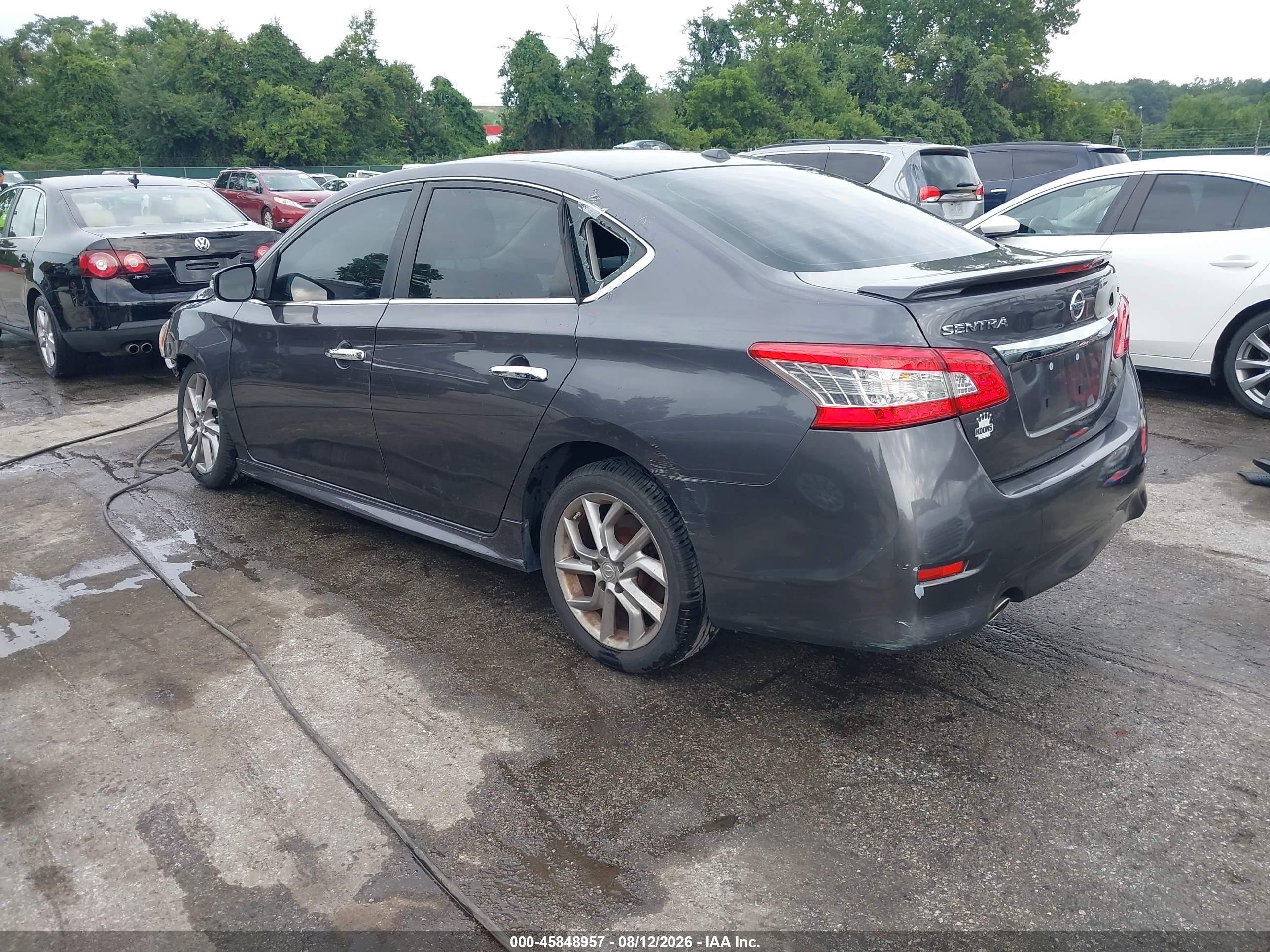 2015 Nissan Sentra Sr Gray vin: 3N1AB7AP5FY376049