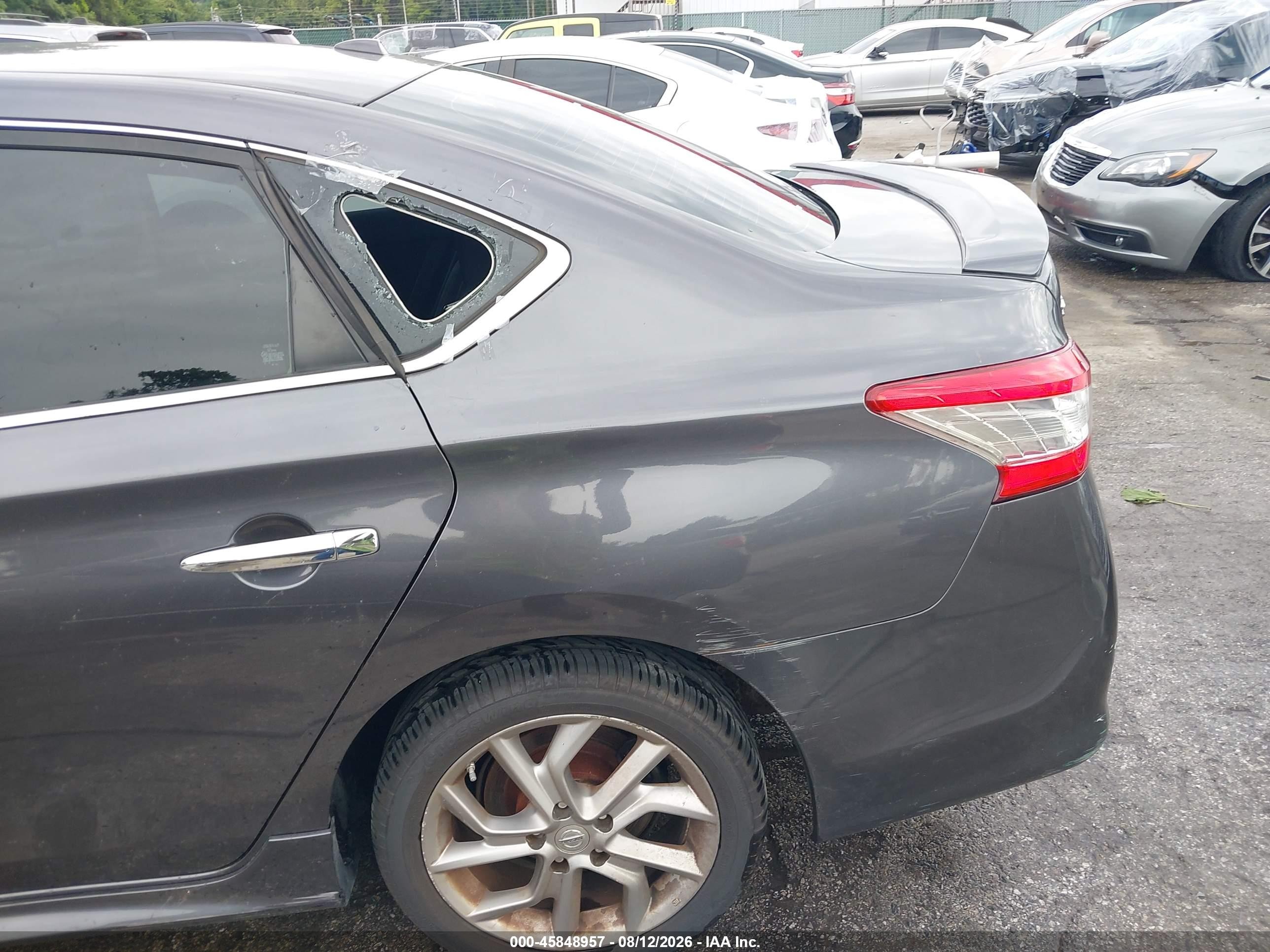 2015 Nissan Sentra Sr Gray vin: 3N1AB7AP5FY376049
