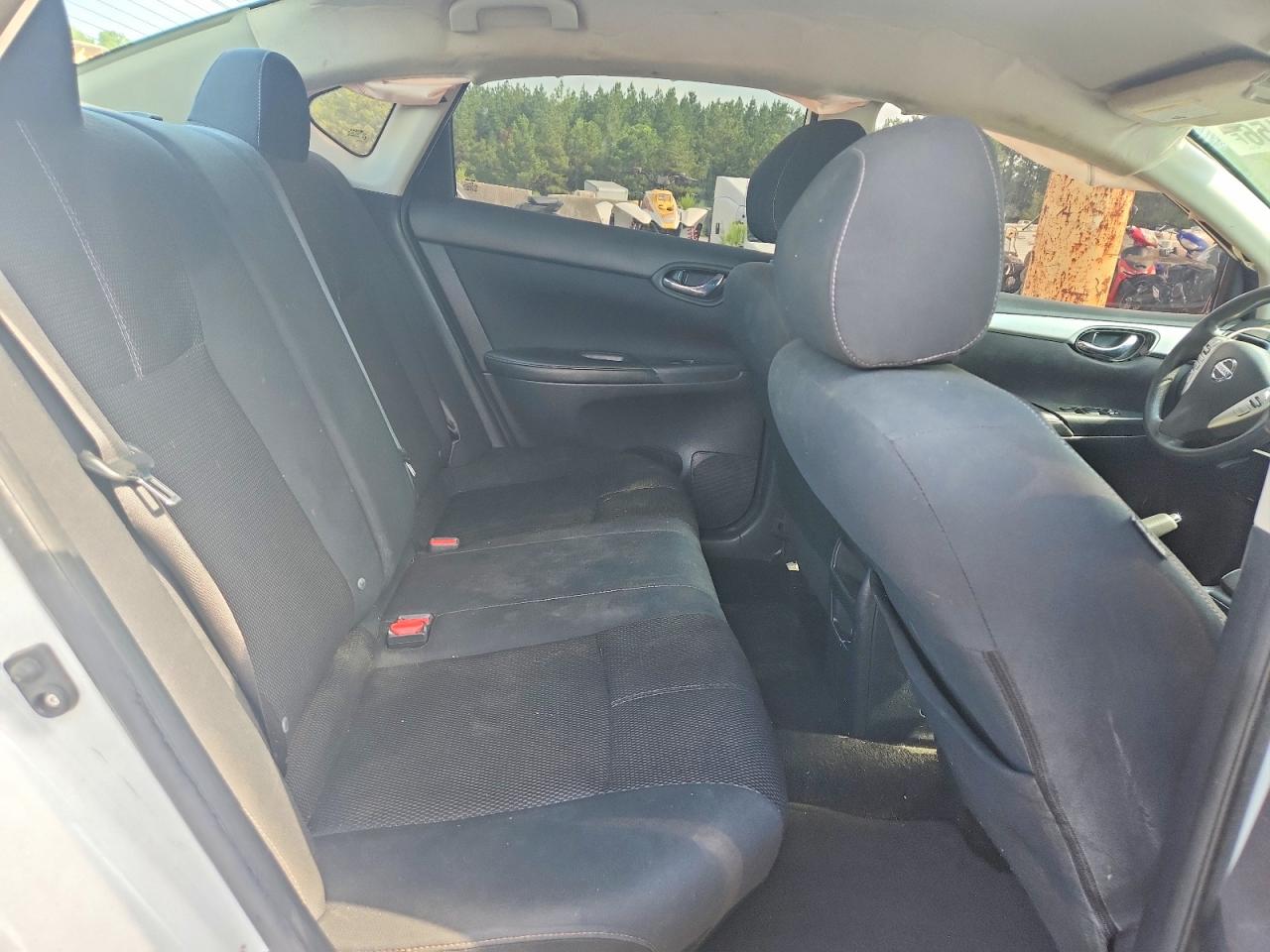 2016 Nissan Sentra S White vin: 3N1AB7AP5GY218652