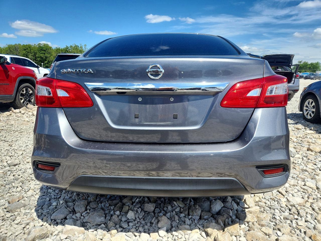 2018 Nissan Sentra S Gray vin: 3N1AB7AP5JY290734