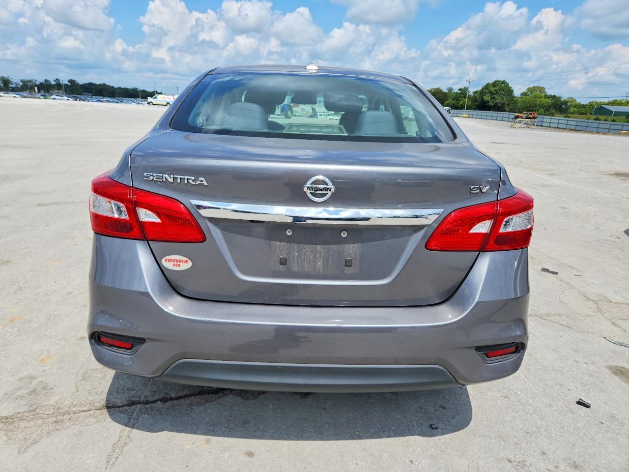 2019 Nissan Sentra Sv Gray vin: 3N1AB7AP5KY239252