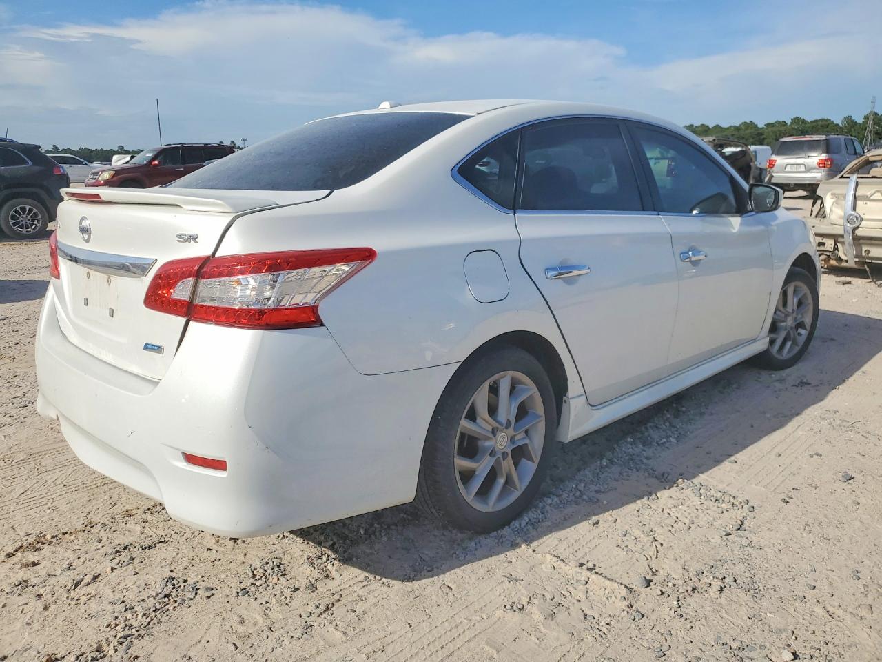 2013 Nissan Sentra White vin: 3N1AB7AP6DL679738