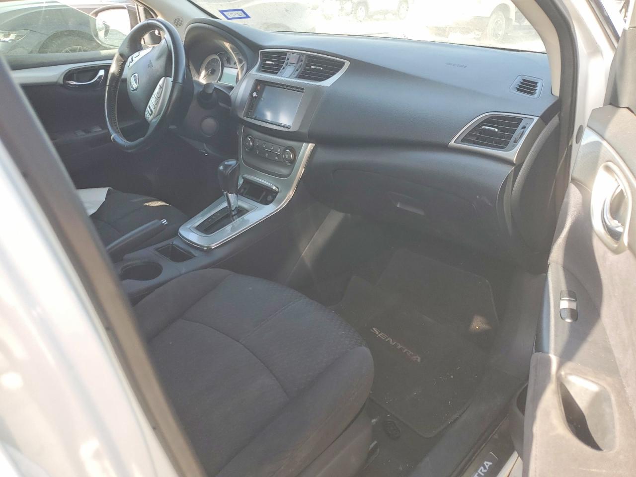 2013 Nissan Sentra White vin: 3N1AB7AP6DL679738