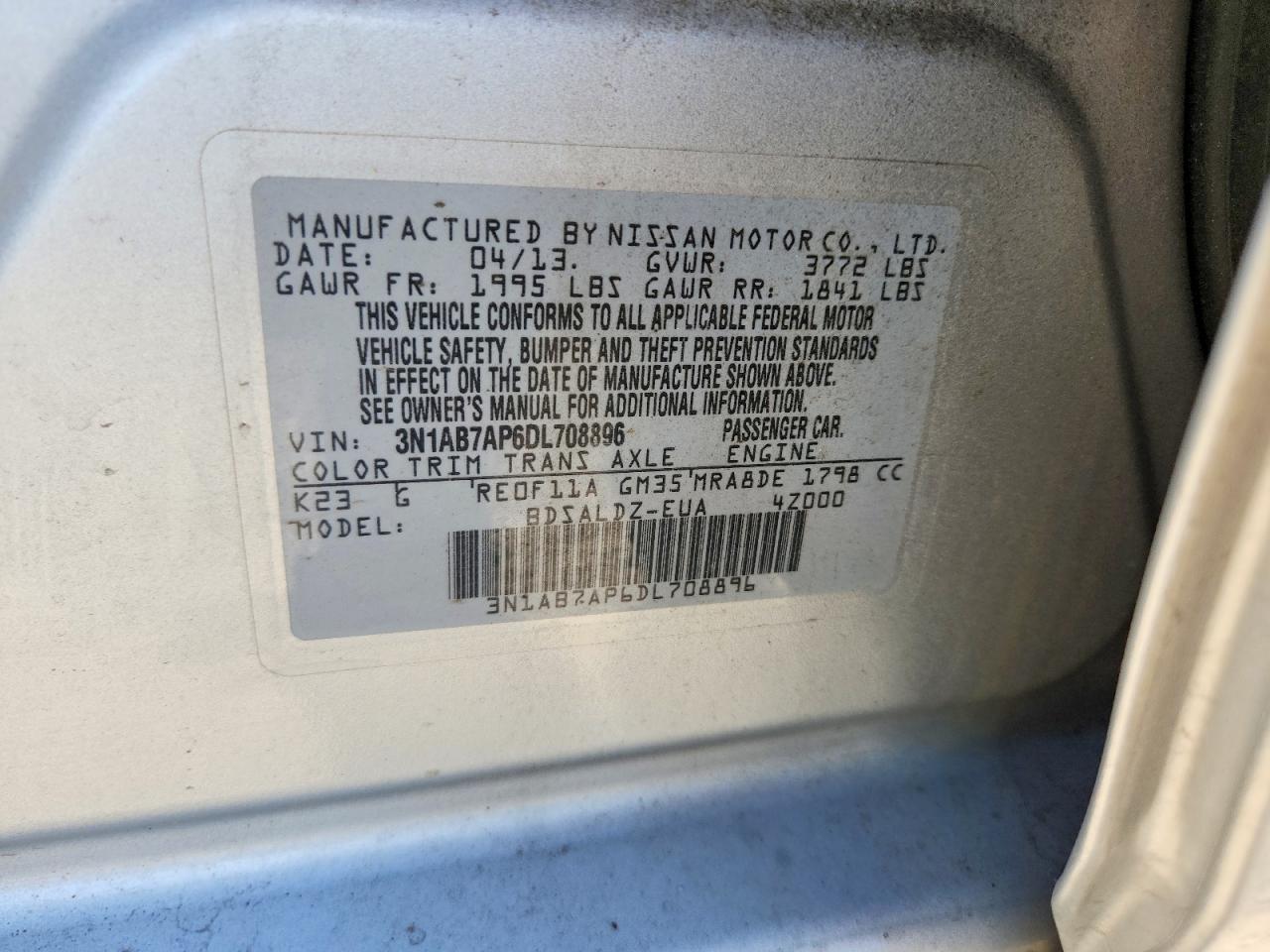 2013 Nissan Sentra S Серебряный vin: 3N1AB7AP6DL708896
