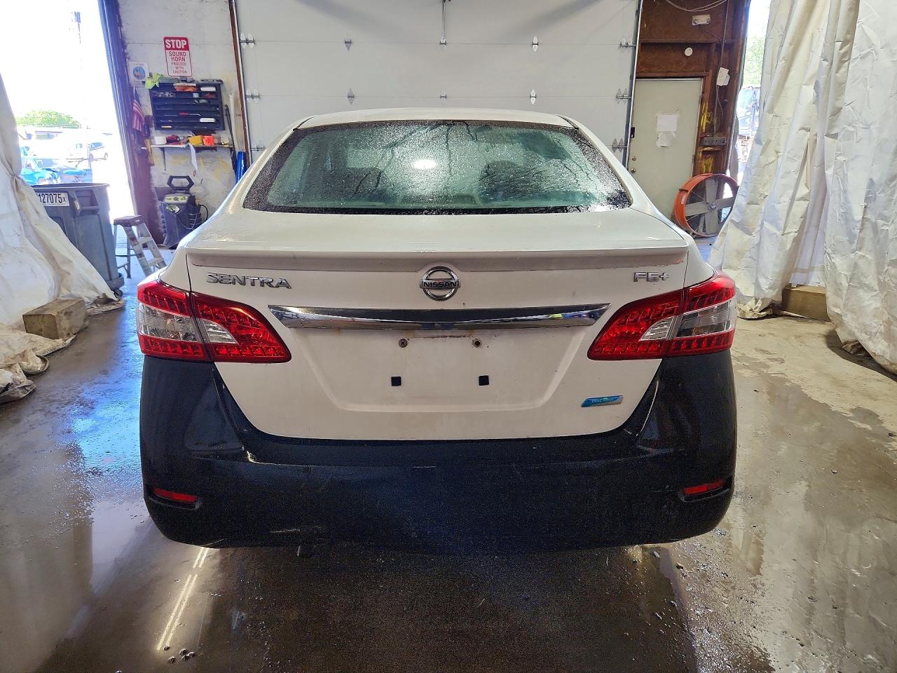 2013 Nissan Sentra S Белый vin: 3N1AB7AP6DL772386